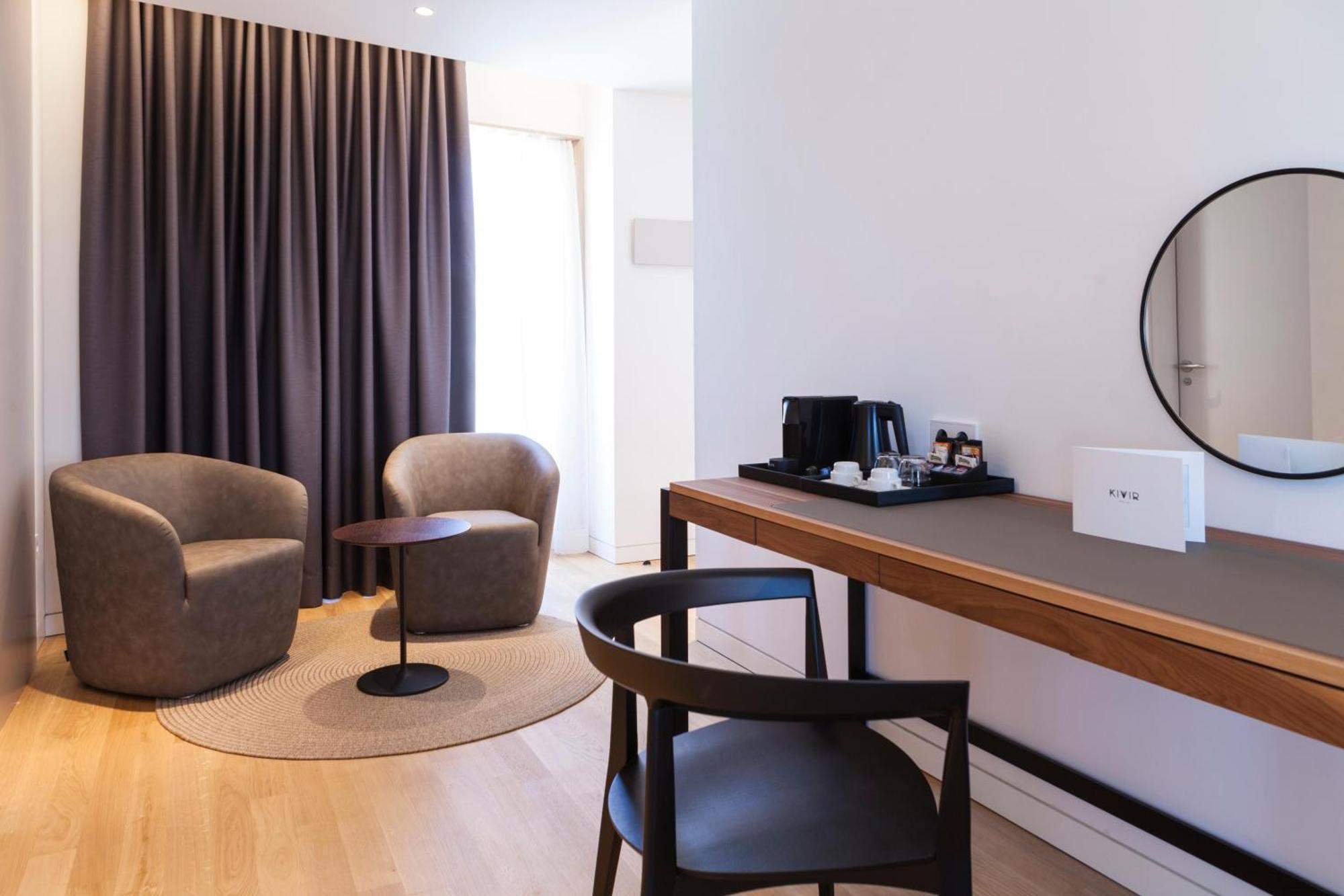 Junior Suite,1743200479:JPEG