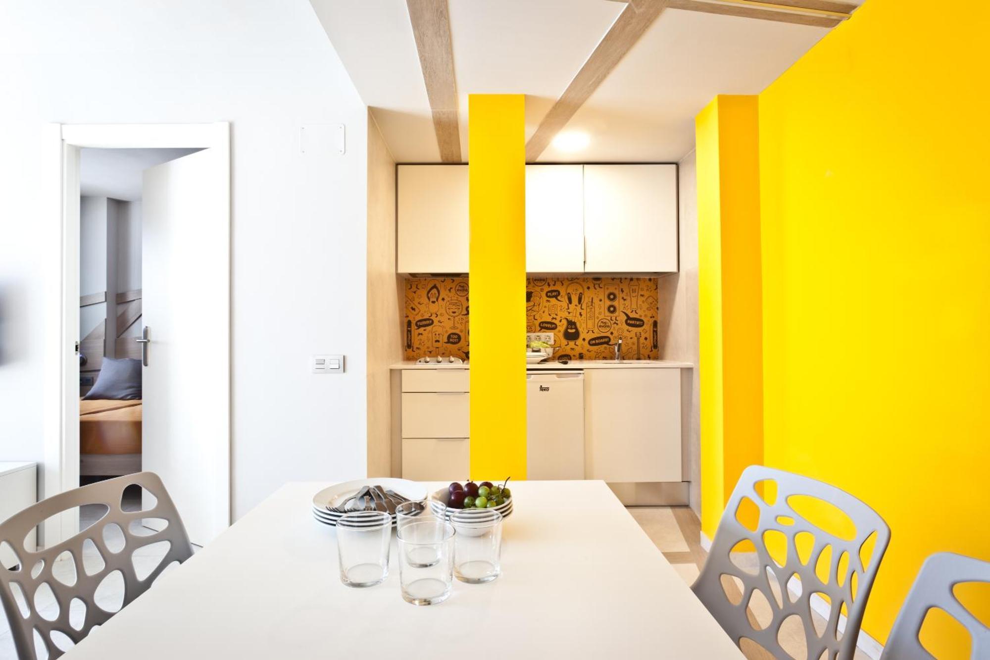 One-Bedroom Apartment,1588166518:JPEG