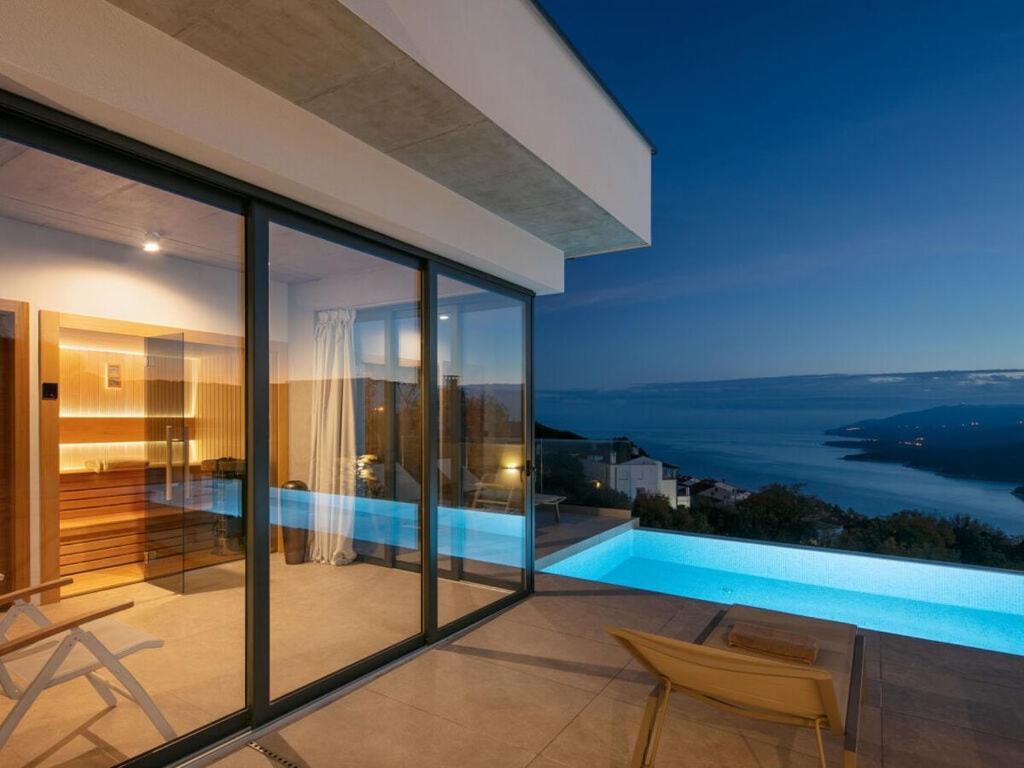 Double Room with Sea View (1 Adult)