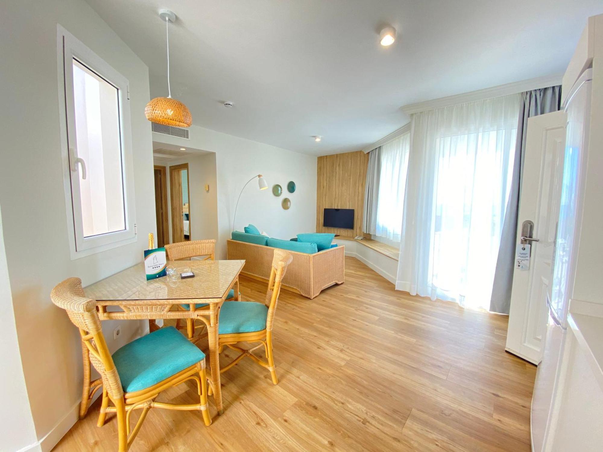 Suite con Vista Mare (5 Adulti + 1 Bambino)
