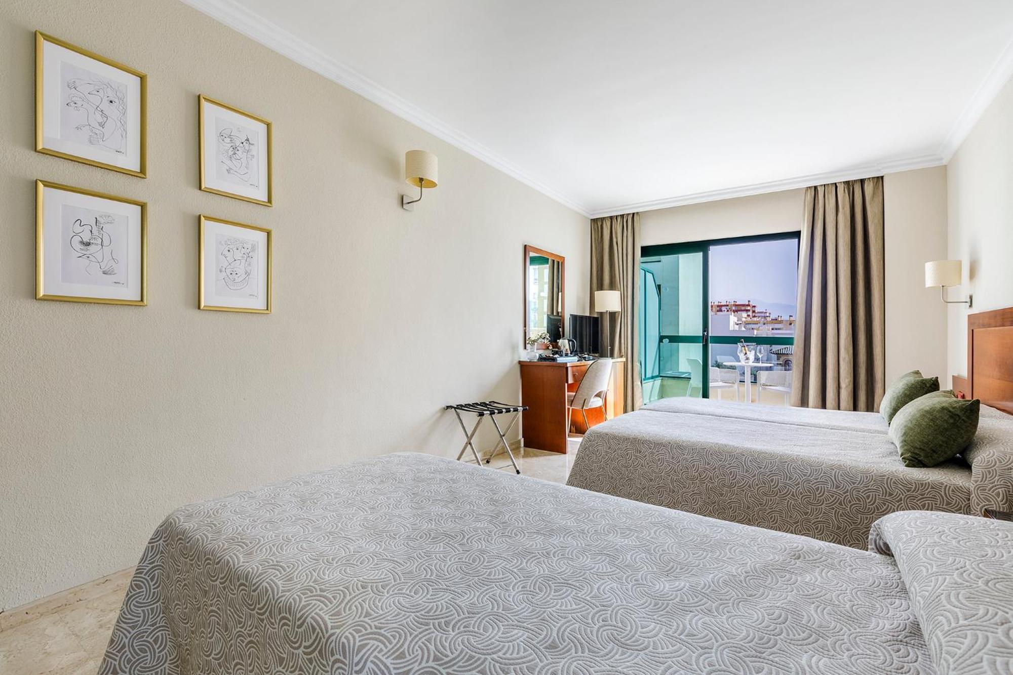 Chambre Triple (3 Adultes)