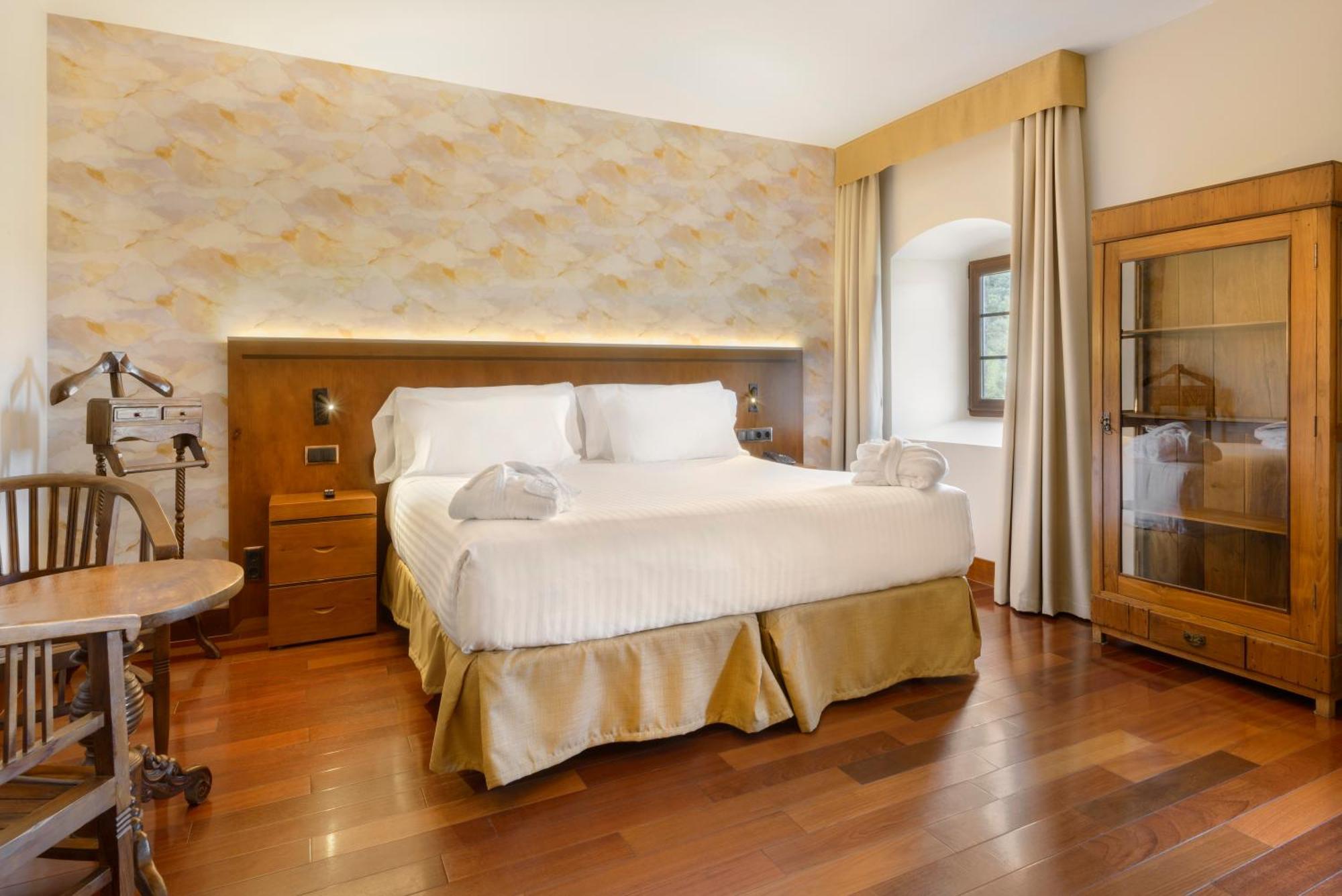 Deluxe Triple Room,1651165481:JPEG