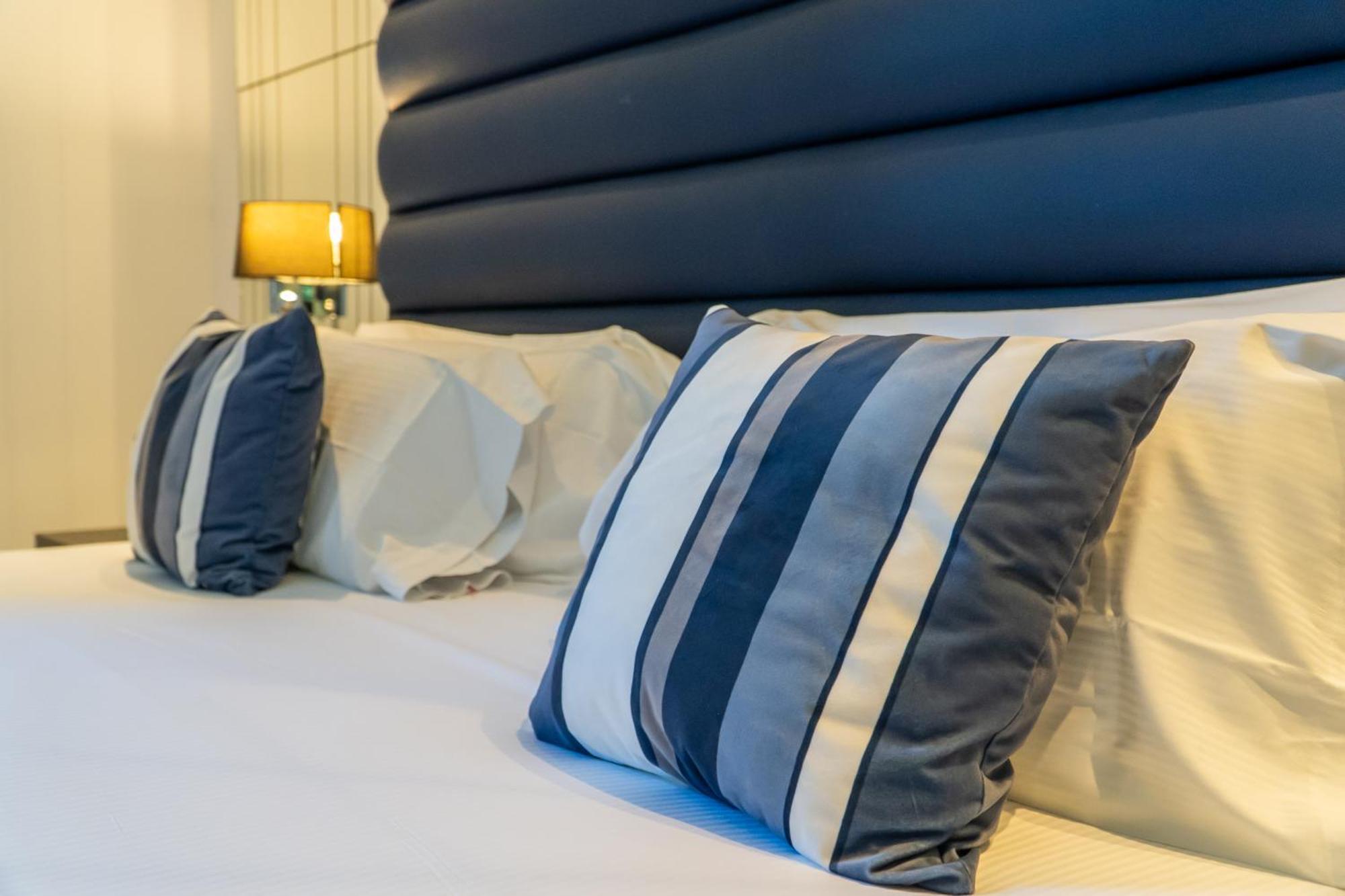 Superior Double or Twin Room with Terrace