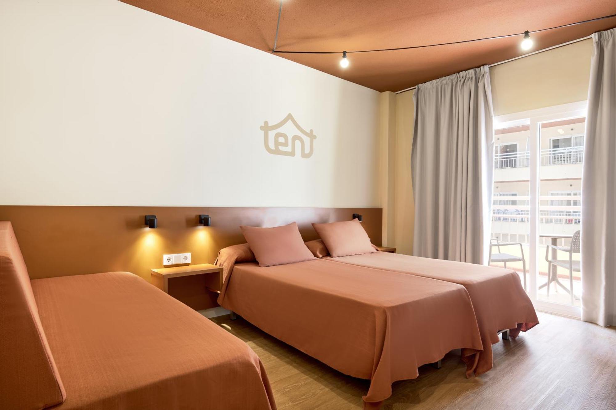 Double Room Bed & Unlimited Brunch,1605366096:JPEG