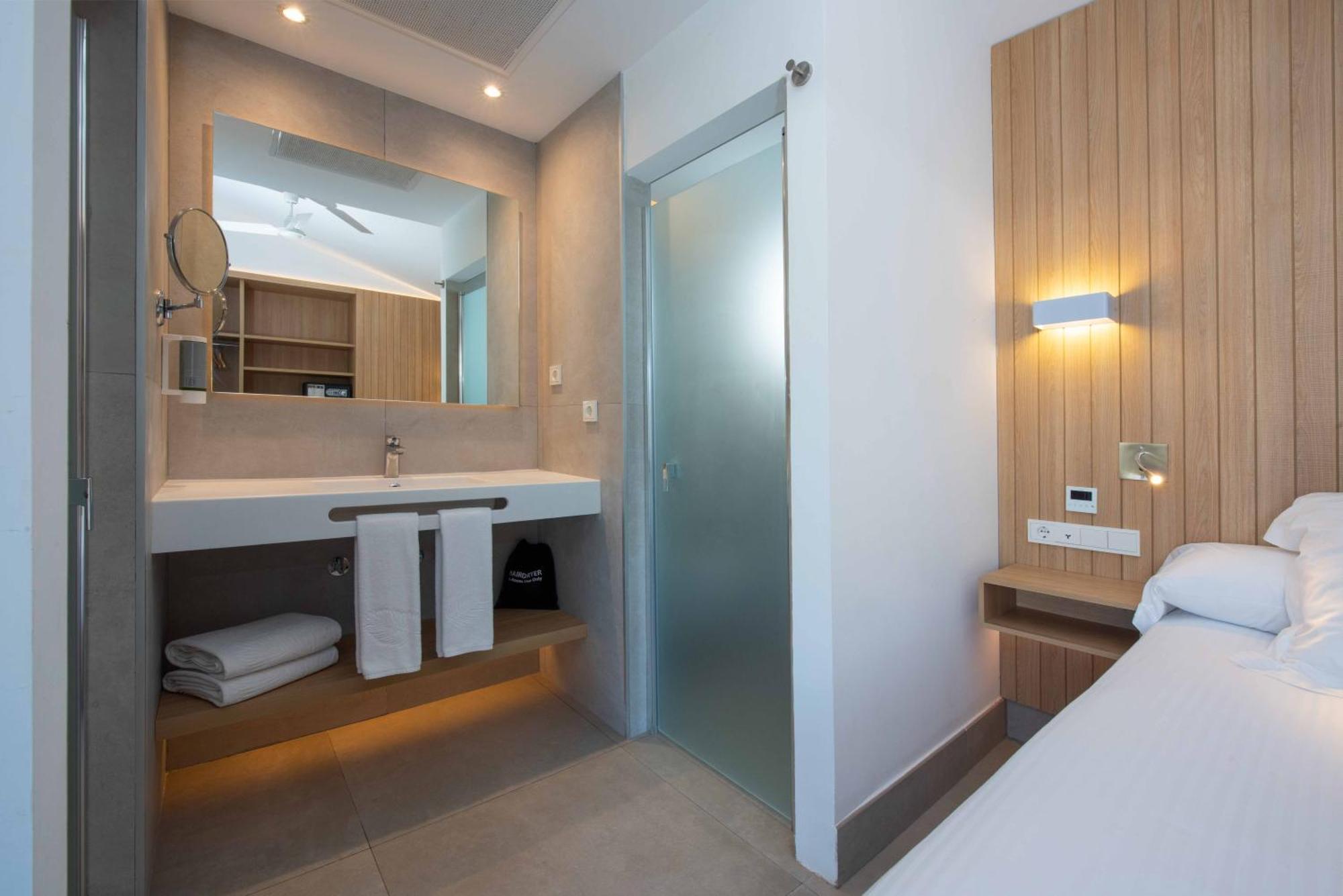 Silver Bungalow