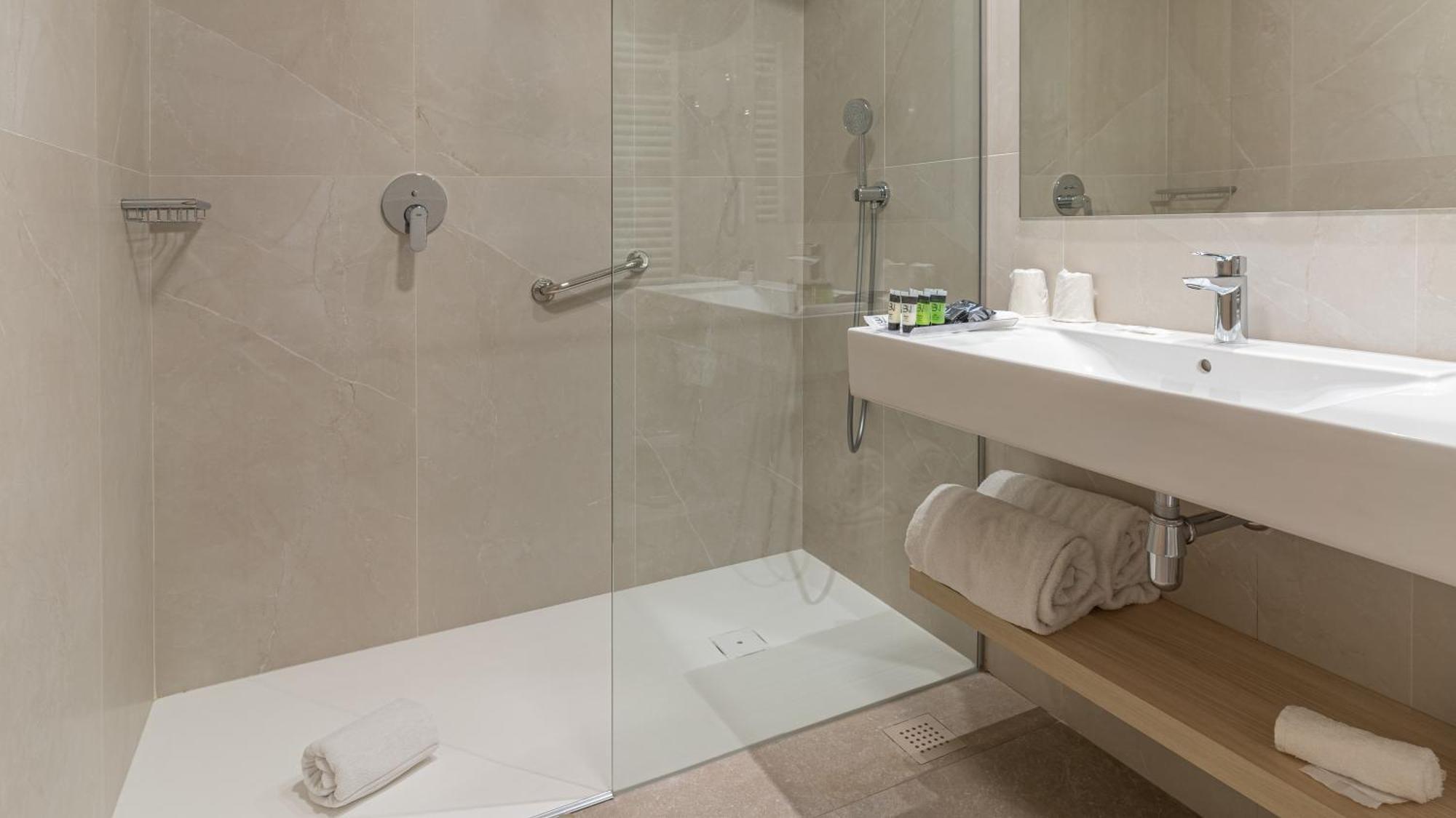 Confort Twin Room