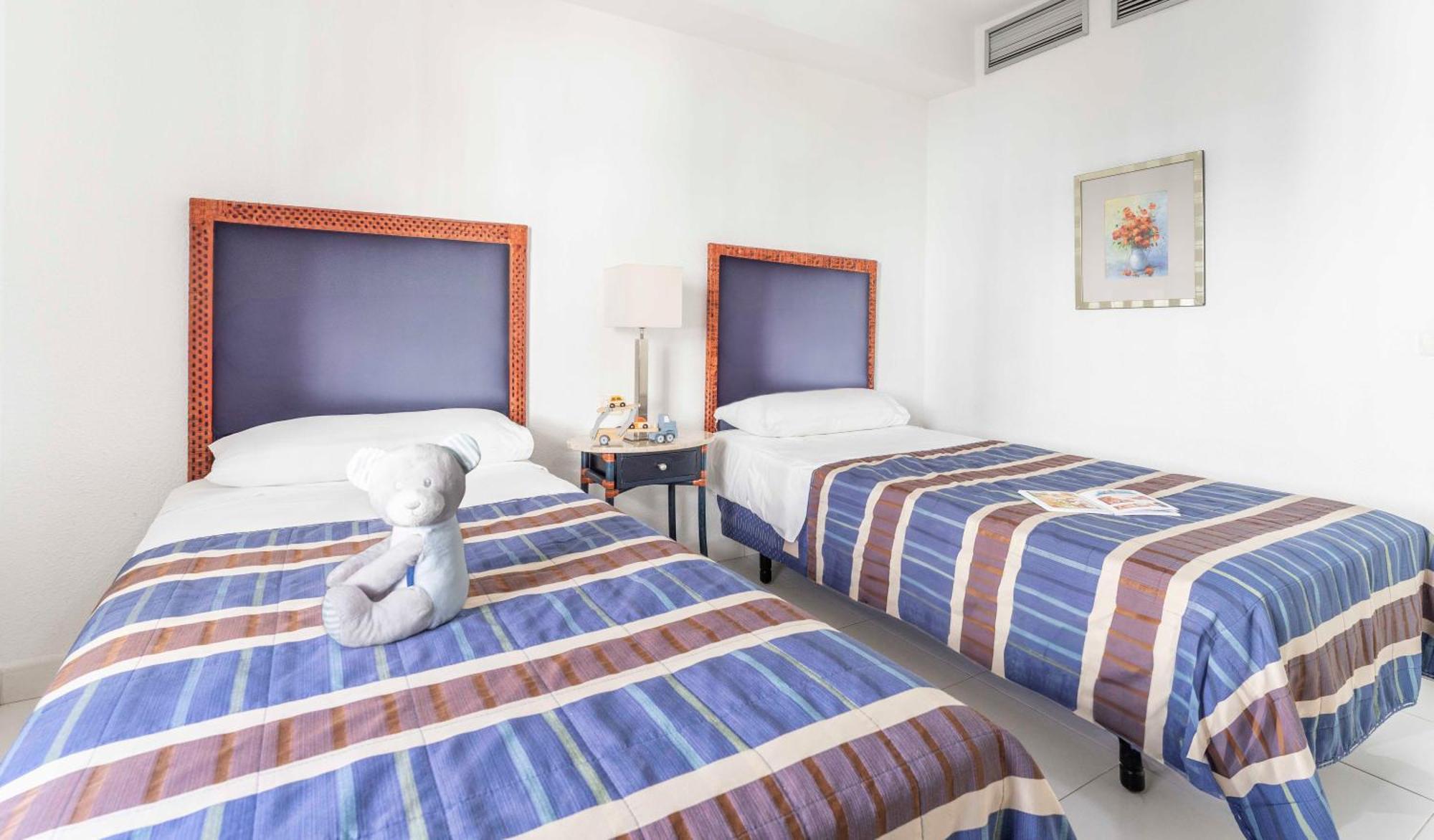 Appartamento con 2 Camere da Letto e Vista Mare