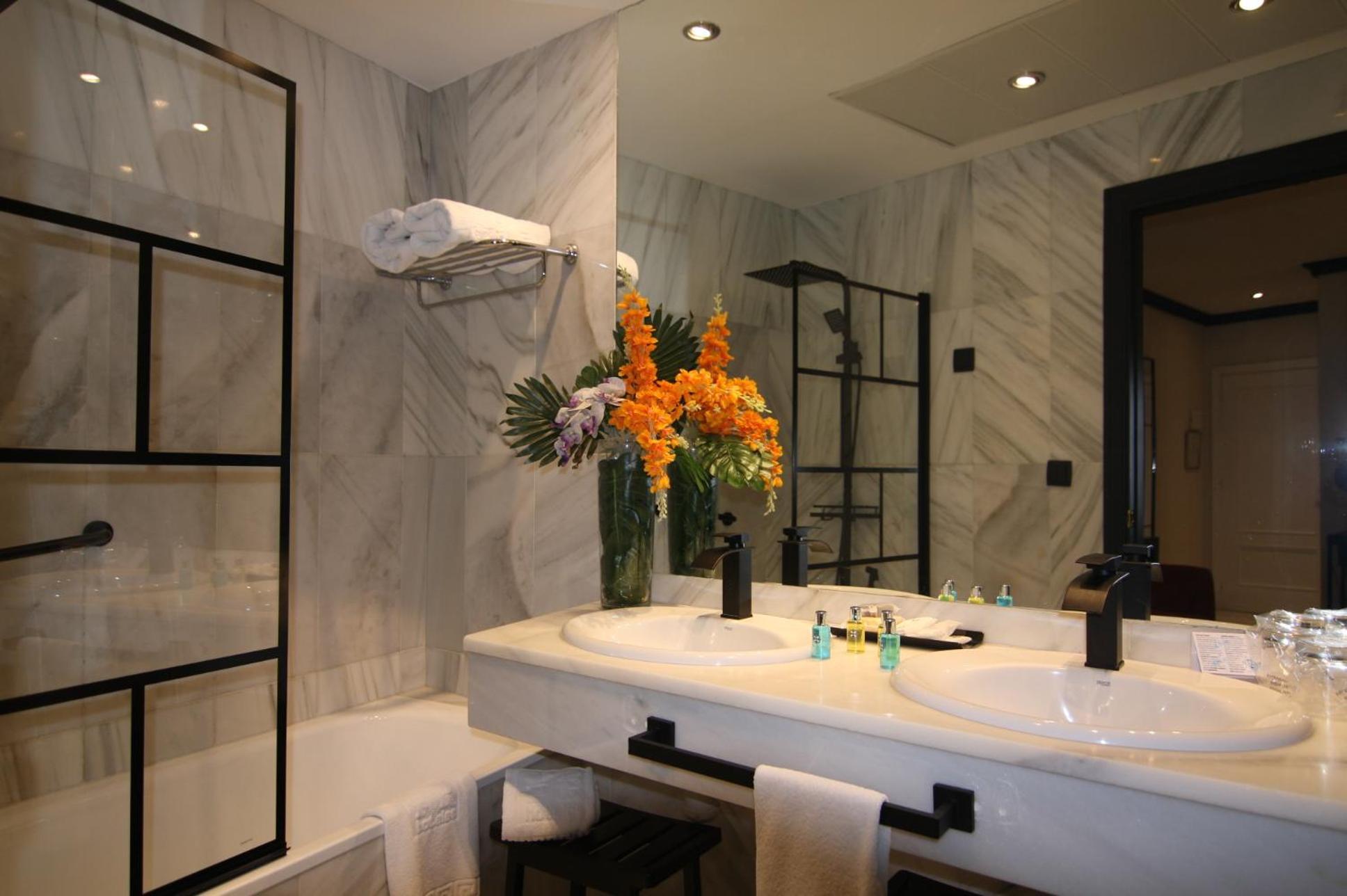 Quarto Triplo (3 Adultos)
