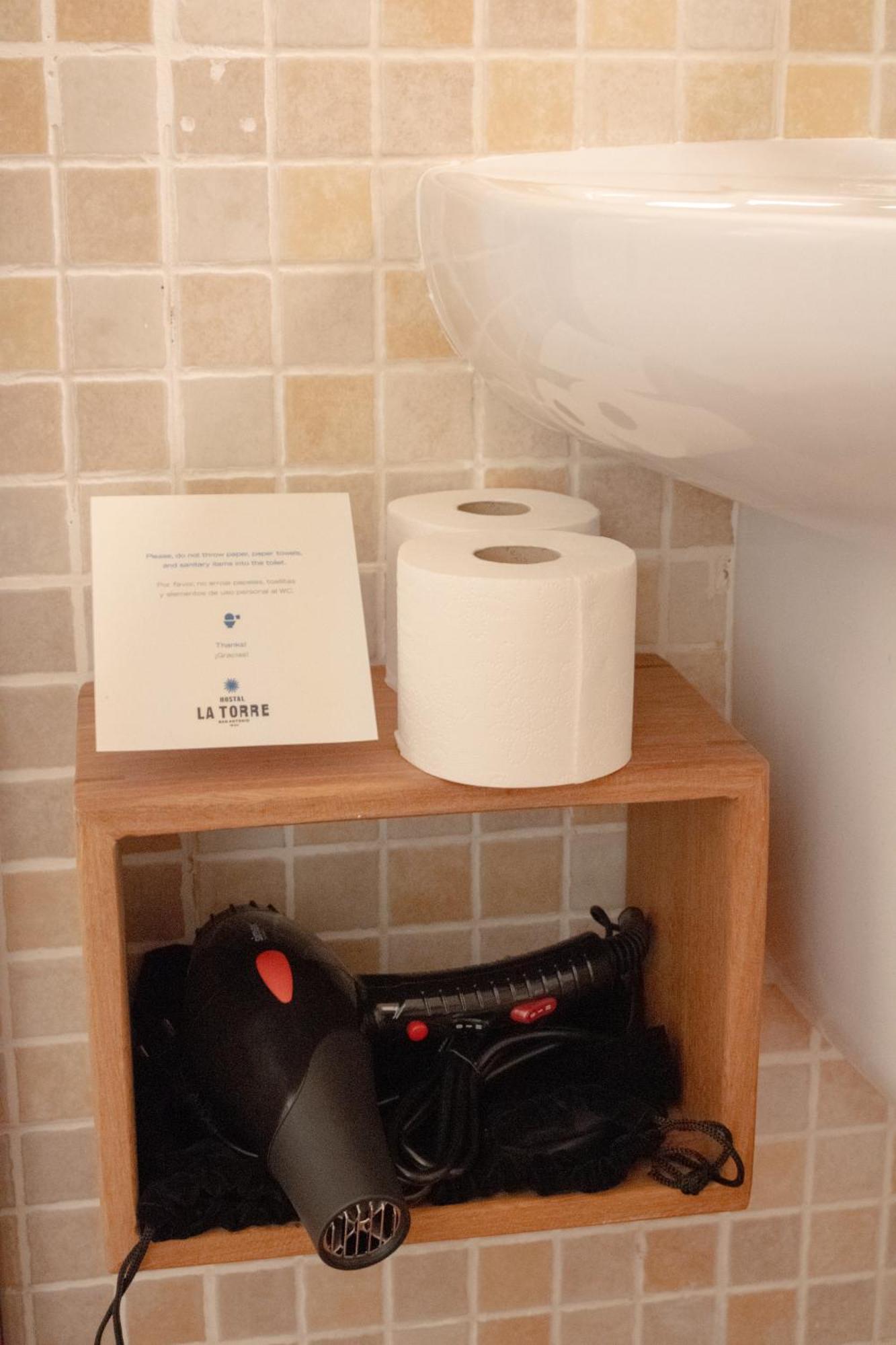 Basic Double Room,1642345552:JPEG