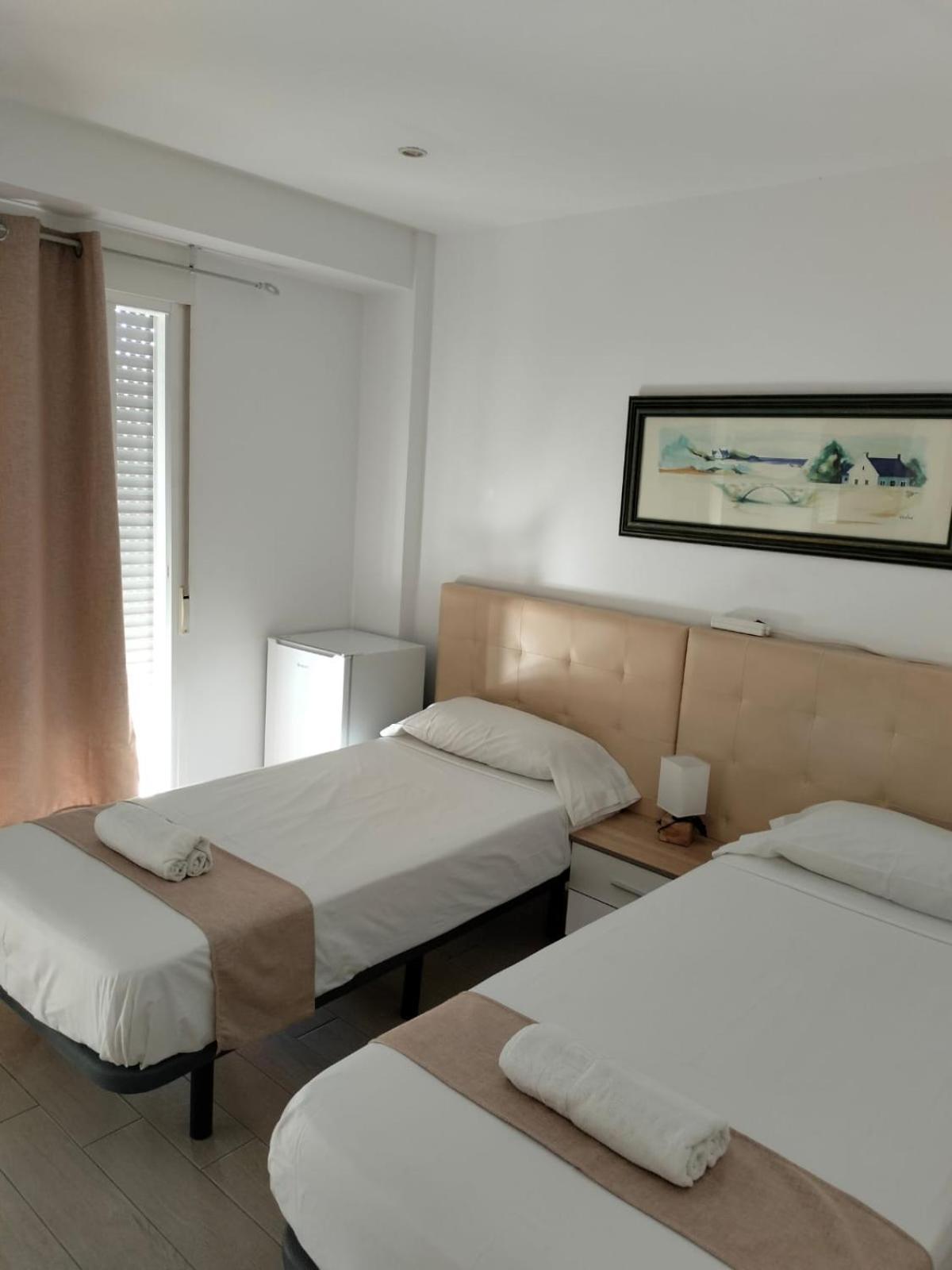Standaard Tweepersoonskamer met Gedeelde Badkamer