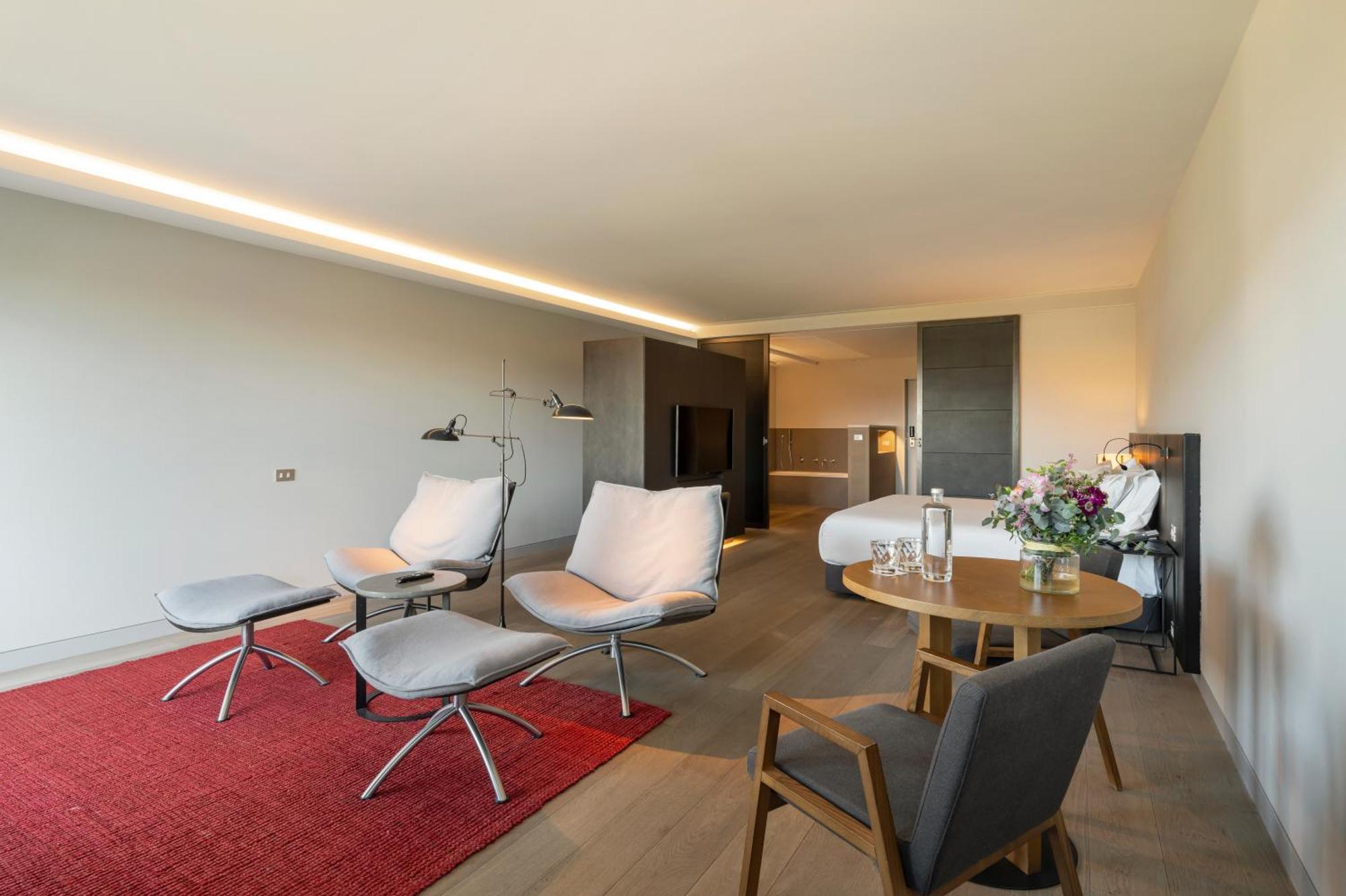 Executive Suite Spa Access,1644410805:JPEG