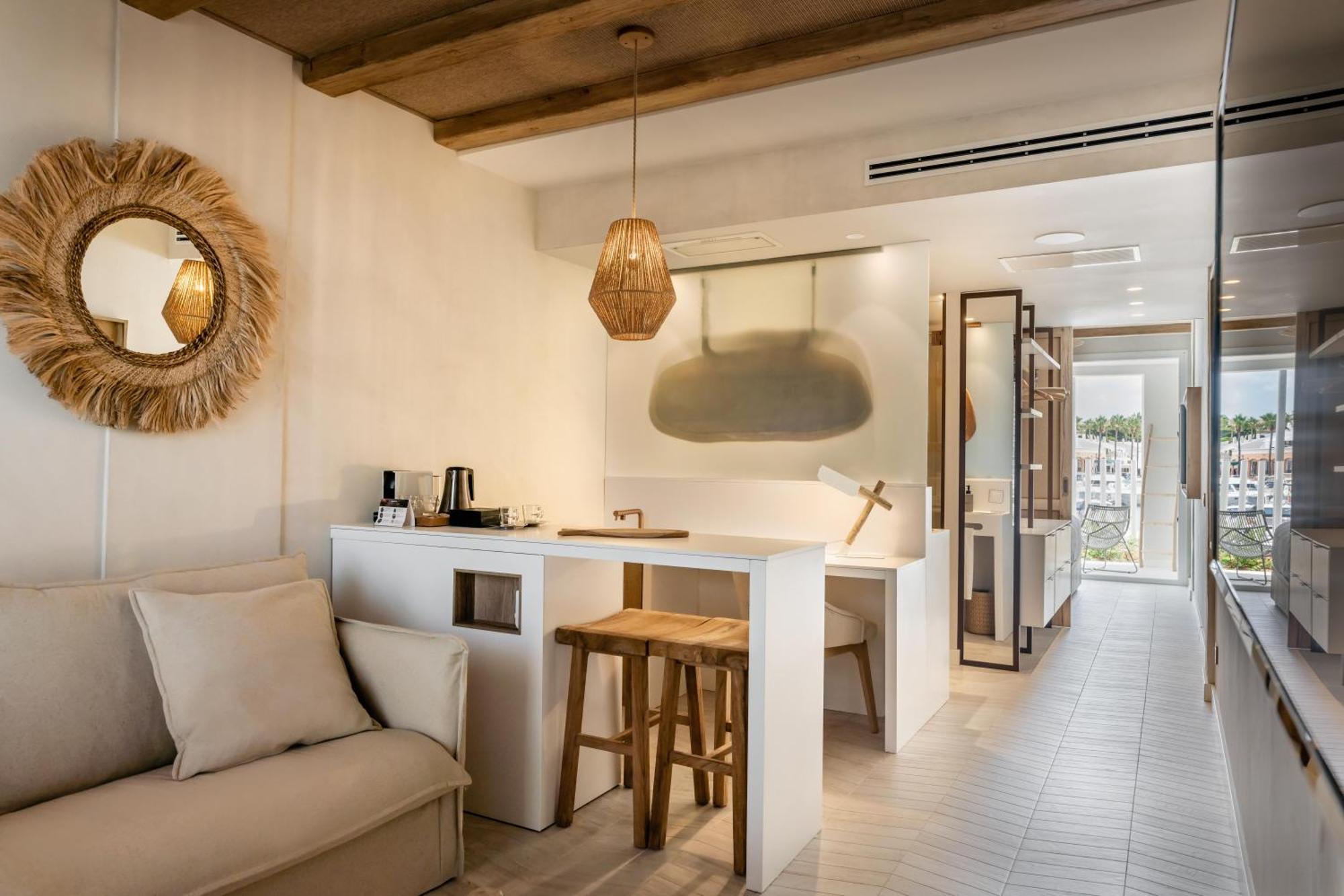 Suite with Private Pool