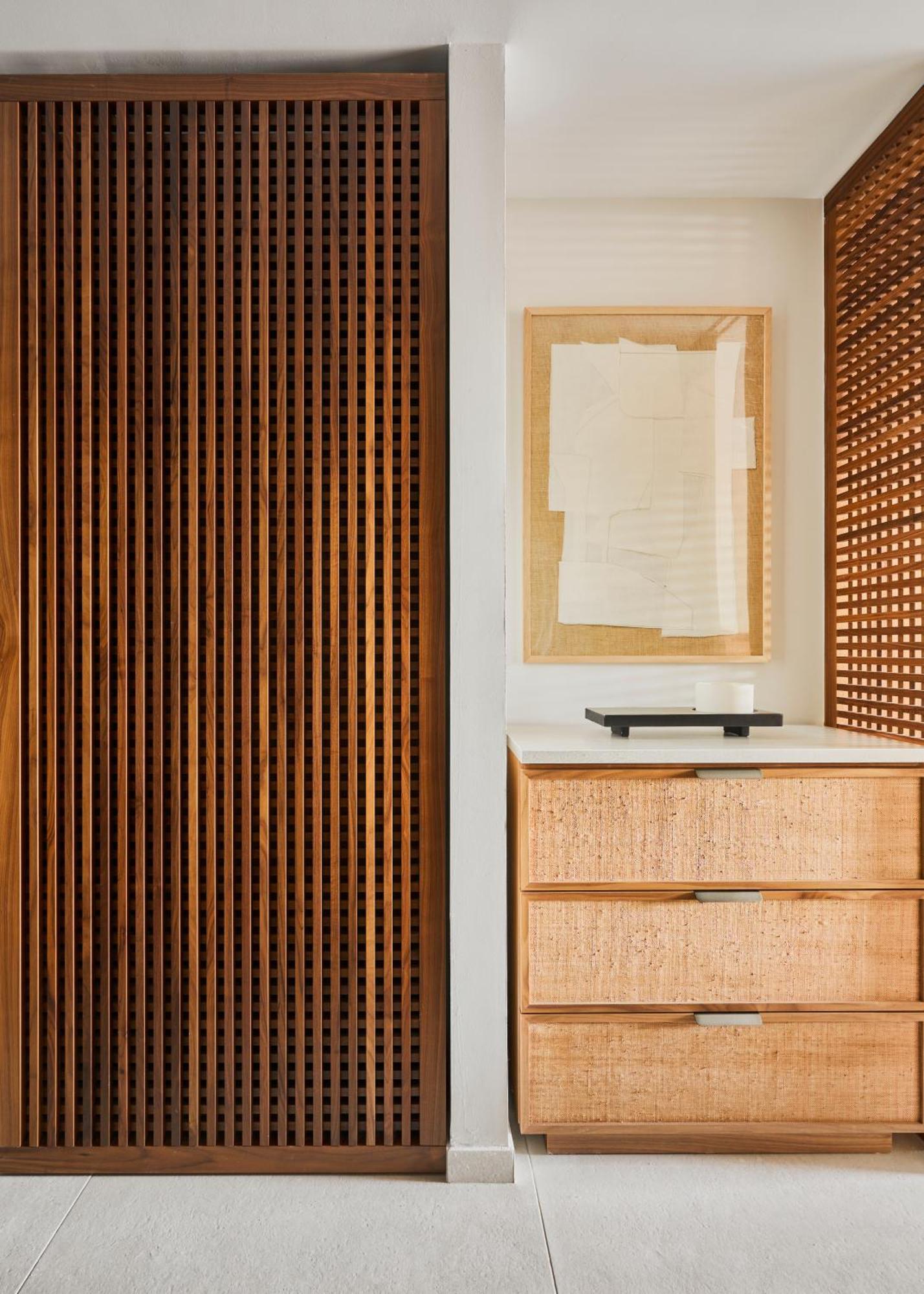 Deluxe Two-room Suite Sea View Pool