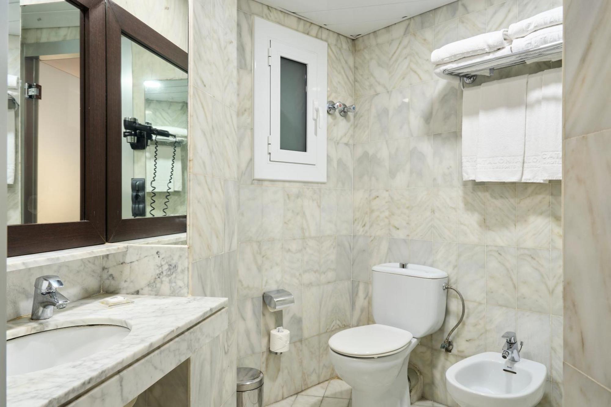 Quarto Duplo com Terraço