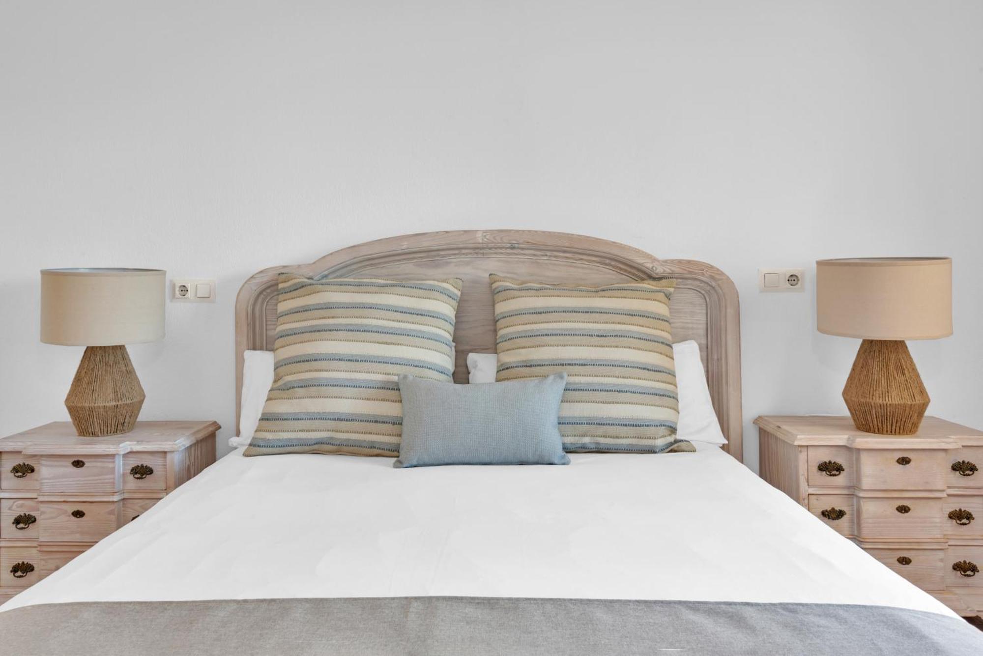 Two-Bedroom Apartment,1661106531:JPEG