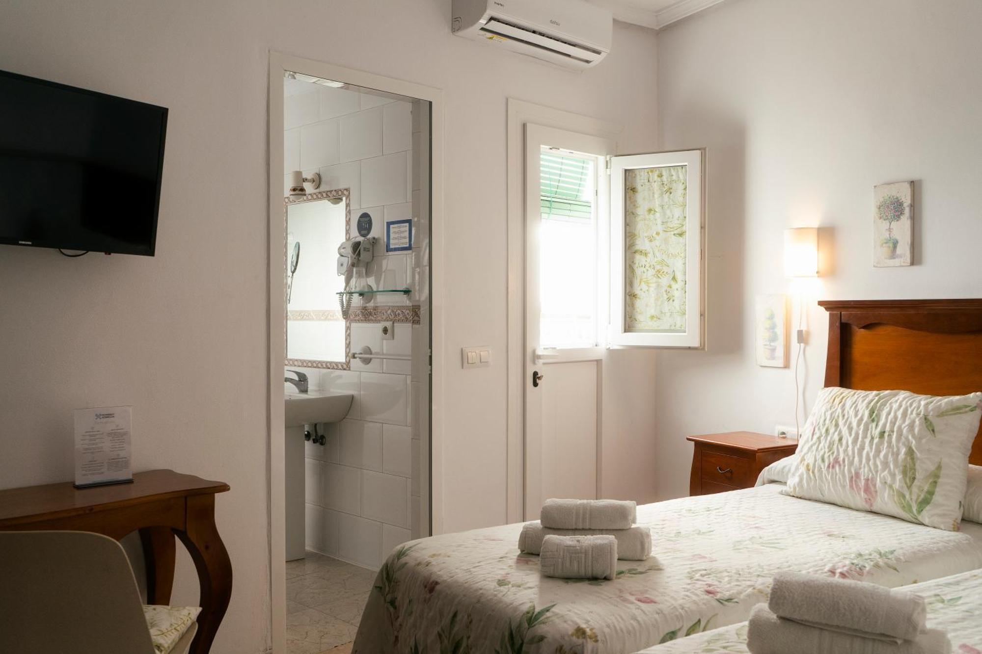 Budget Twin Room