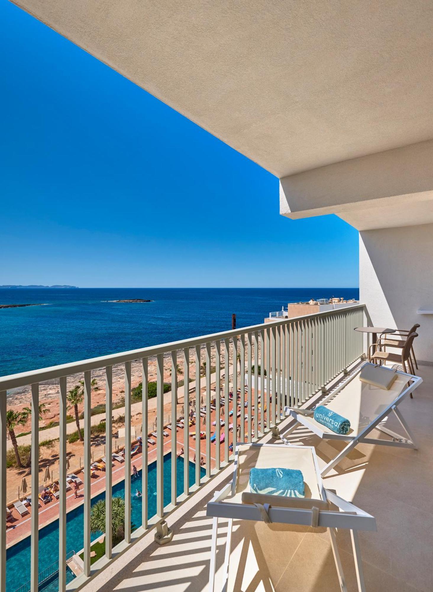 Suite (2 Adultes + 2 Enfants) - Vue Directe sur Mer