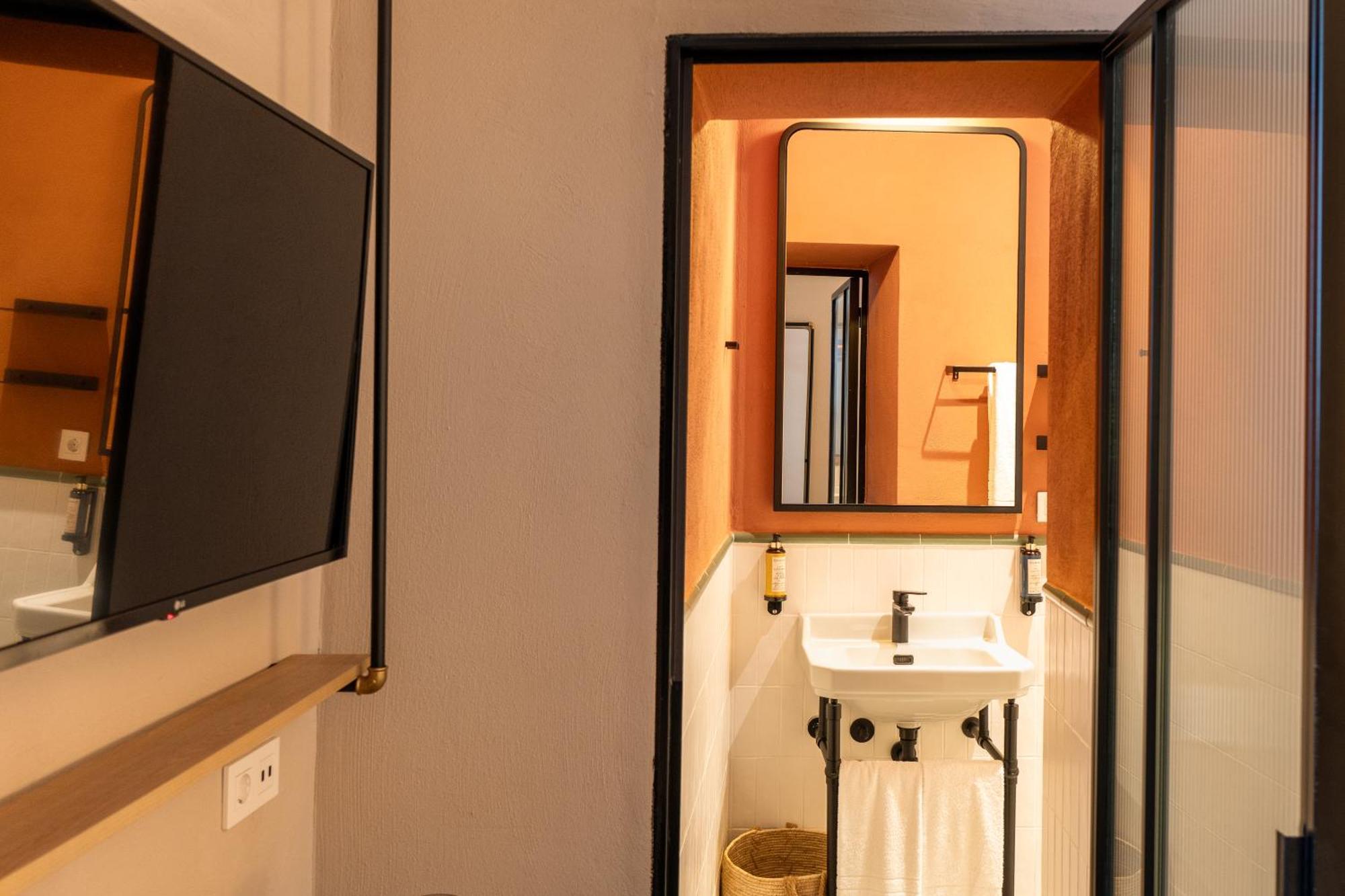 Interior Double Room