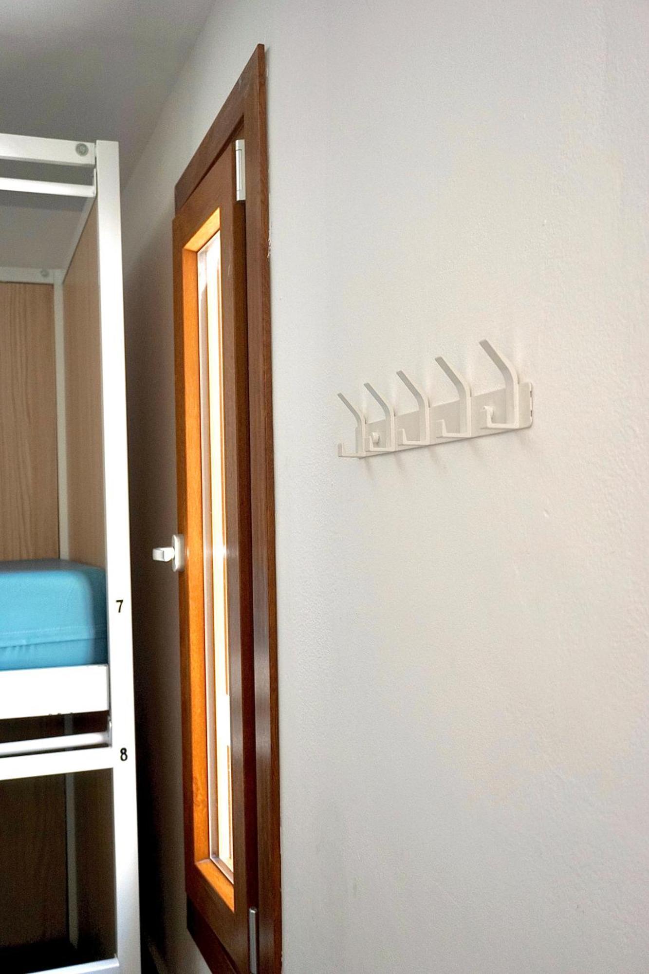 Bed in 16 -Bed Mixed Dormitory Room