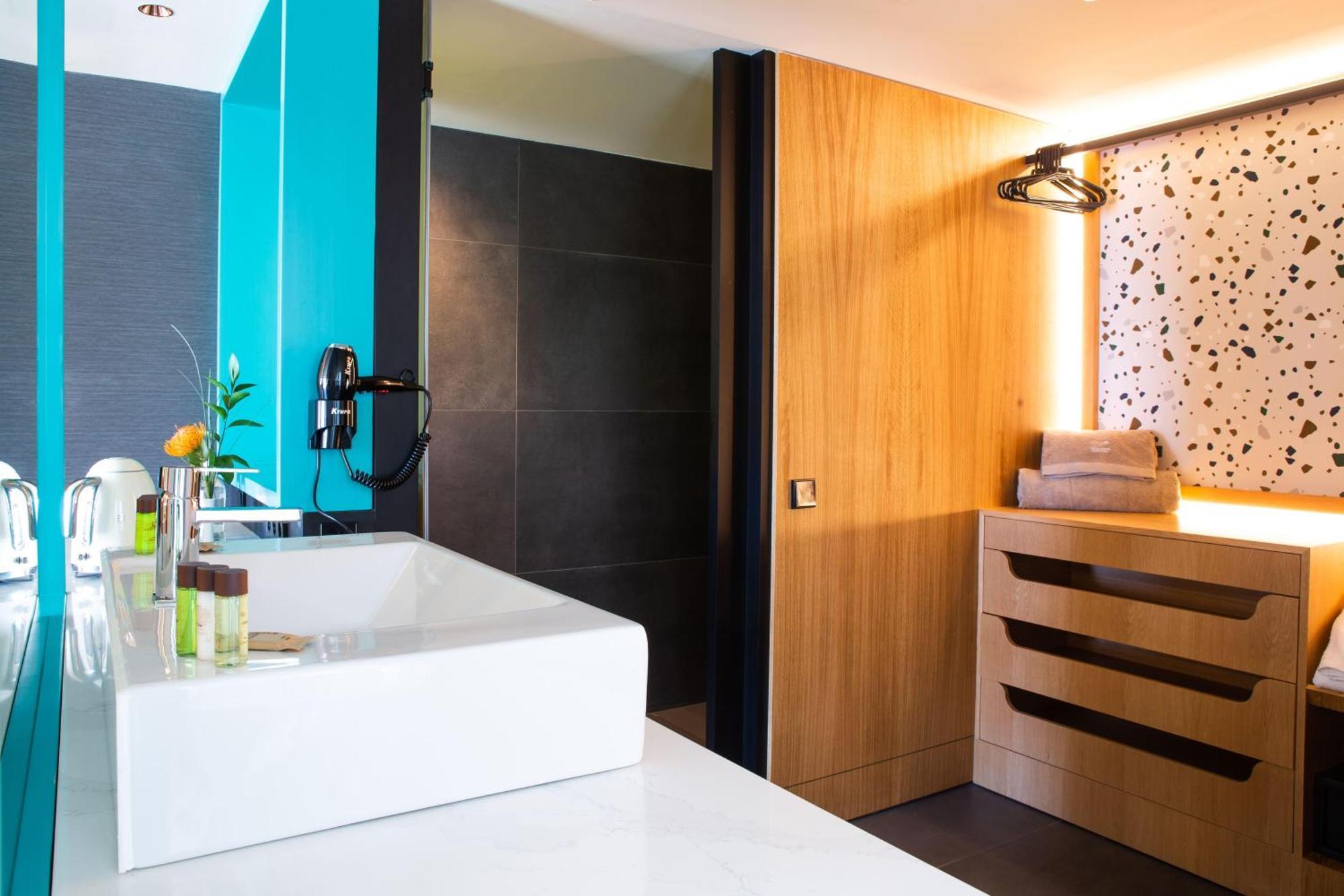 Superior Doppelzimmer mit Balkon, Meerblick und Klimaanlage