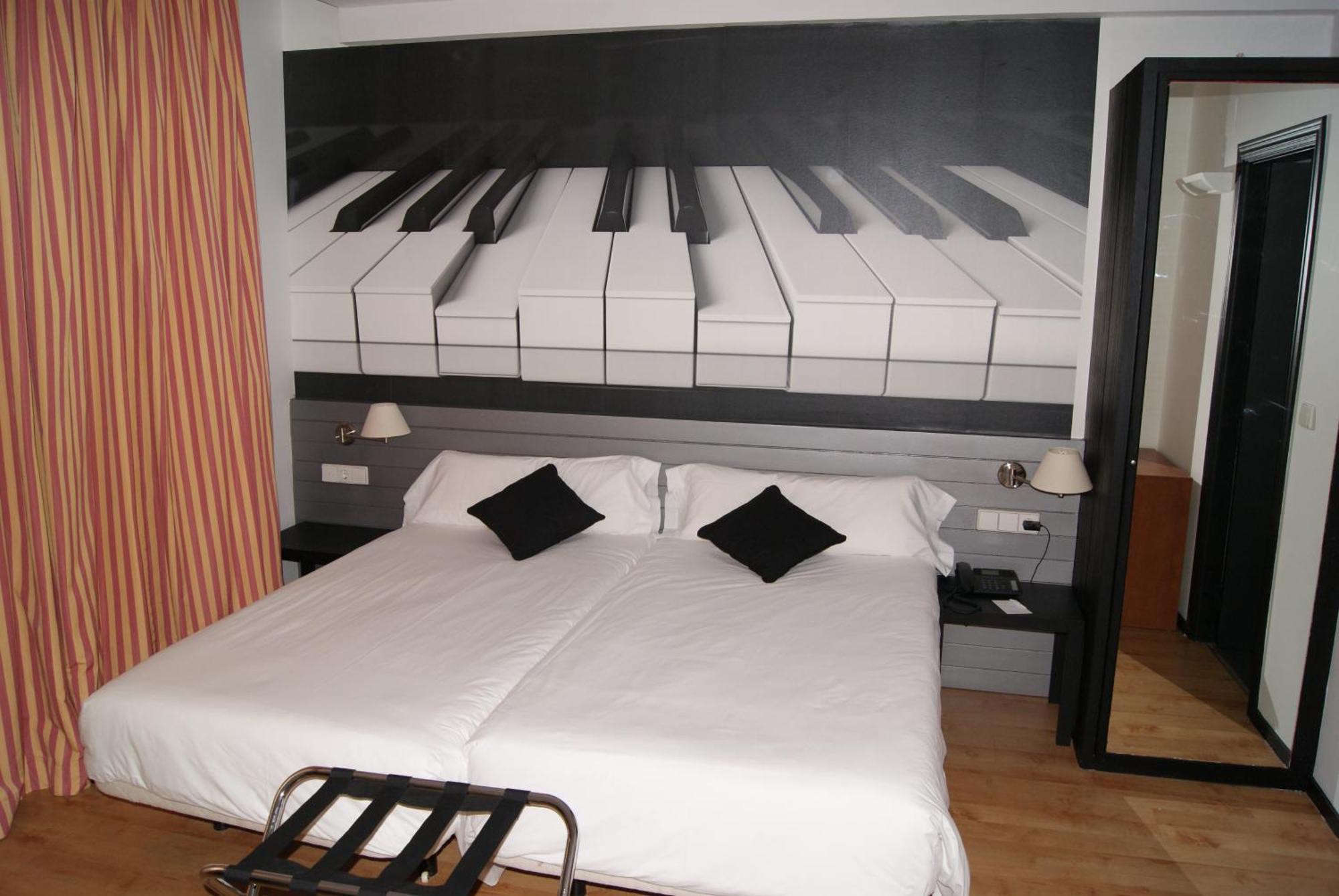 Small Double Room