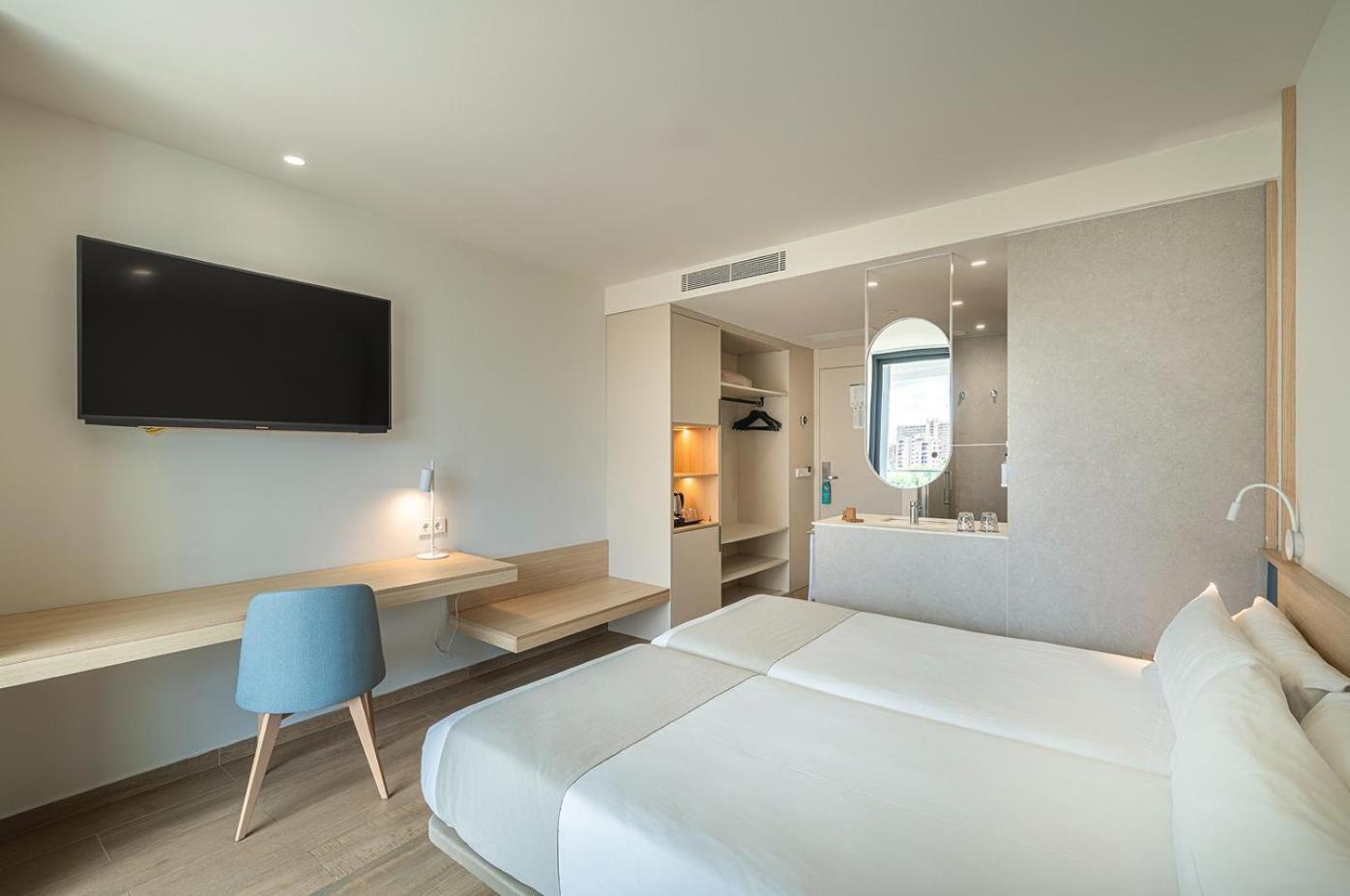 Double Room with Terrace (2 Adults)