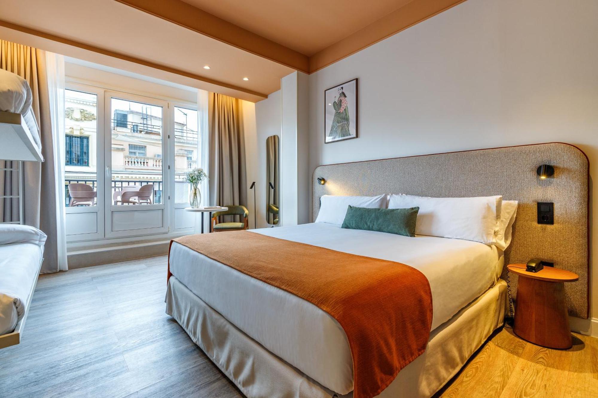 Quarto Deluxe com Terraço (4 Adultos)