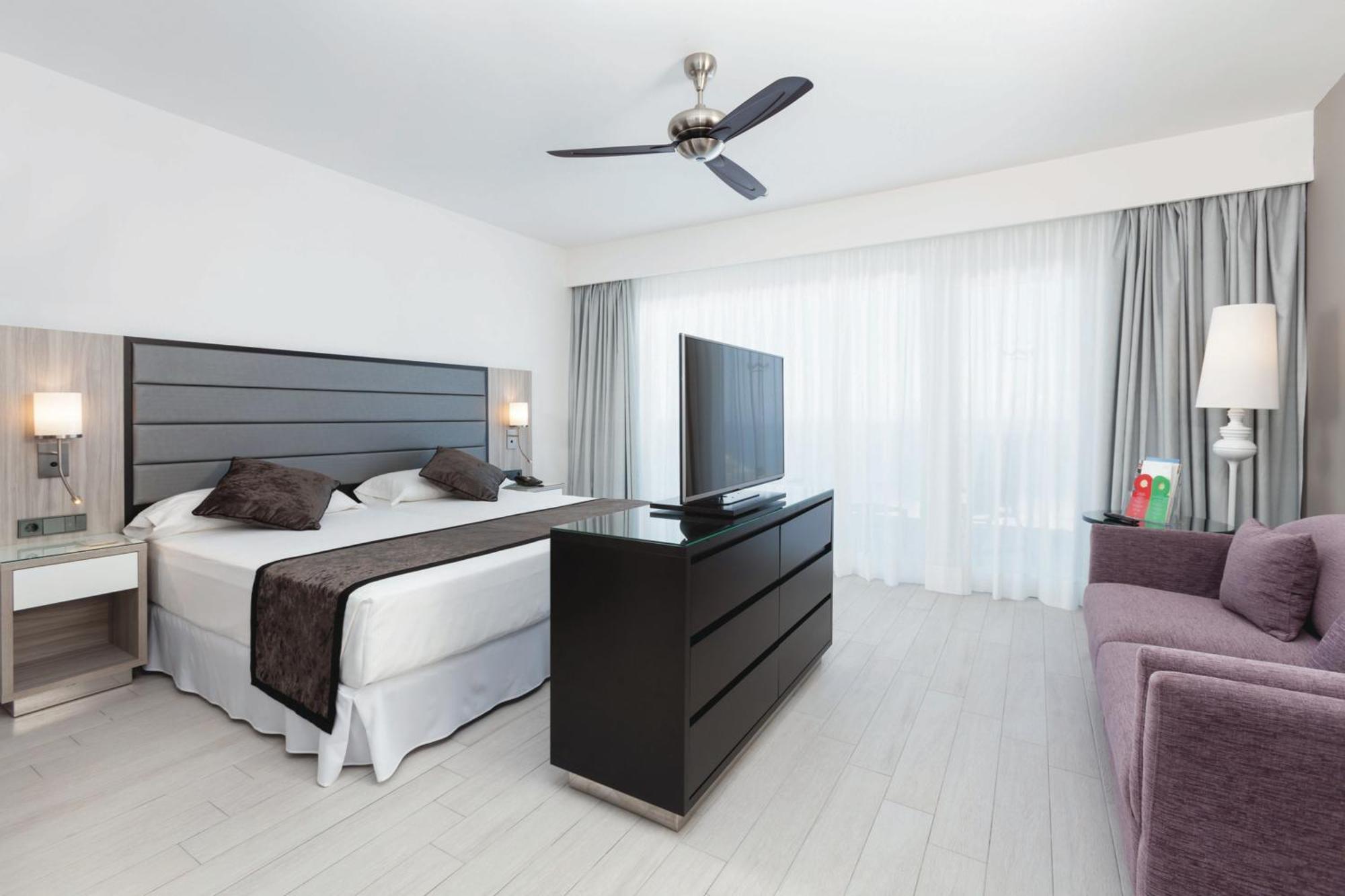 Junior Suite,1740705442:JPEG