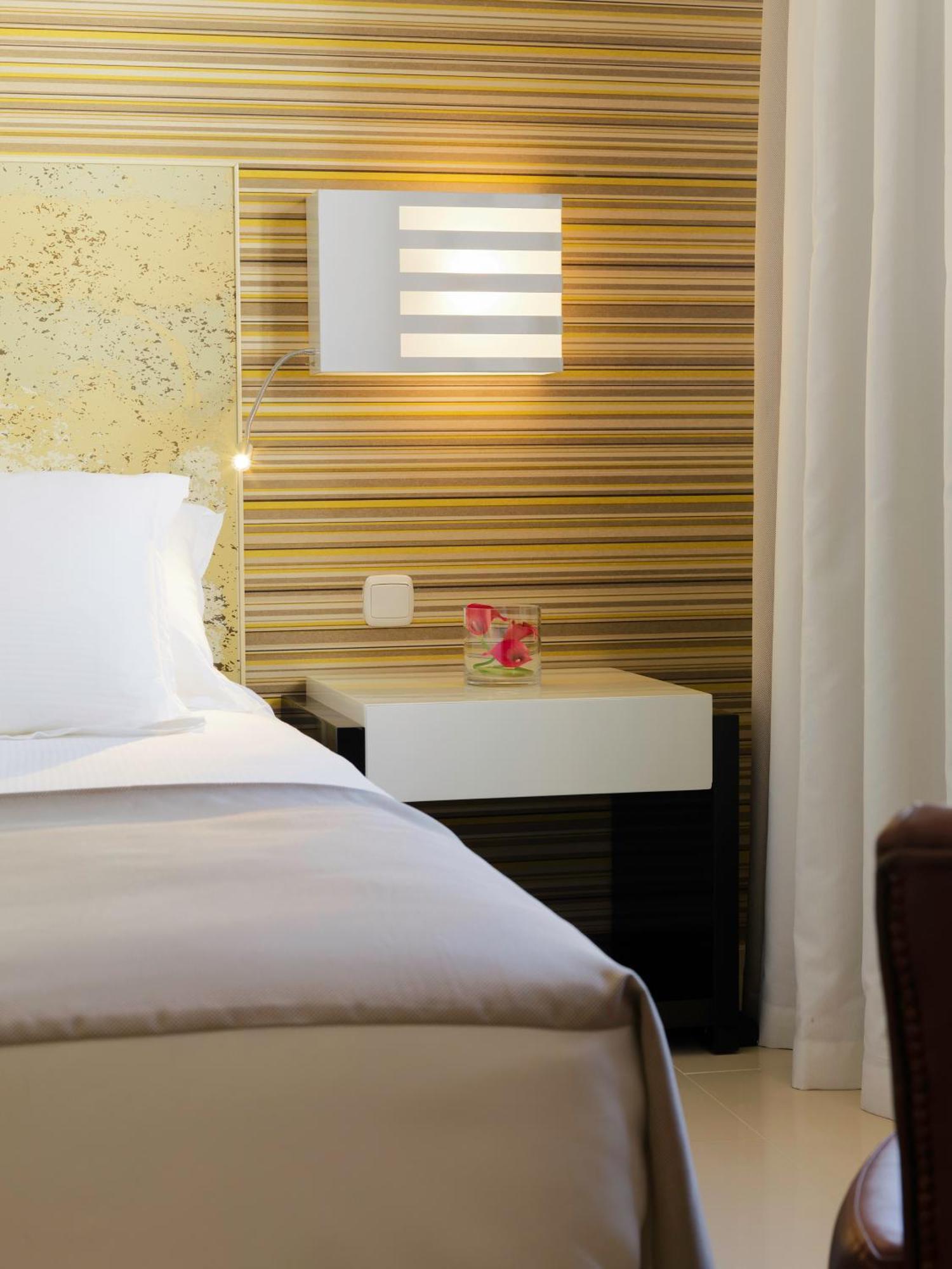 Suite mit Poolblick