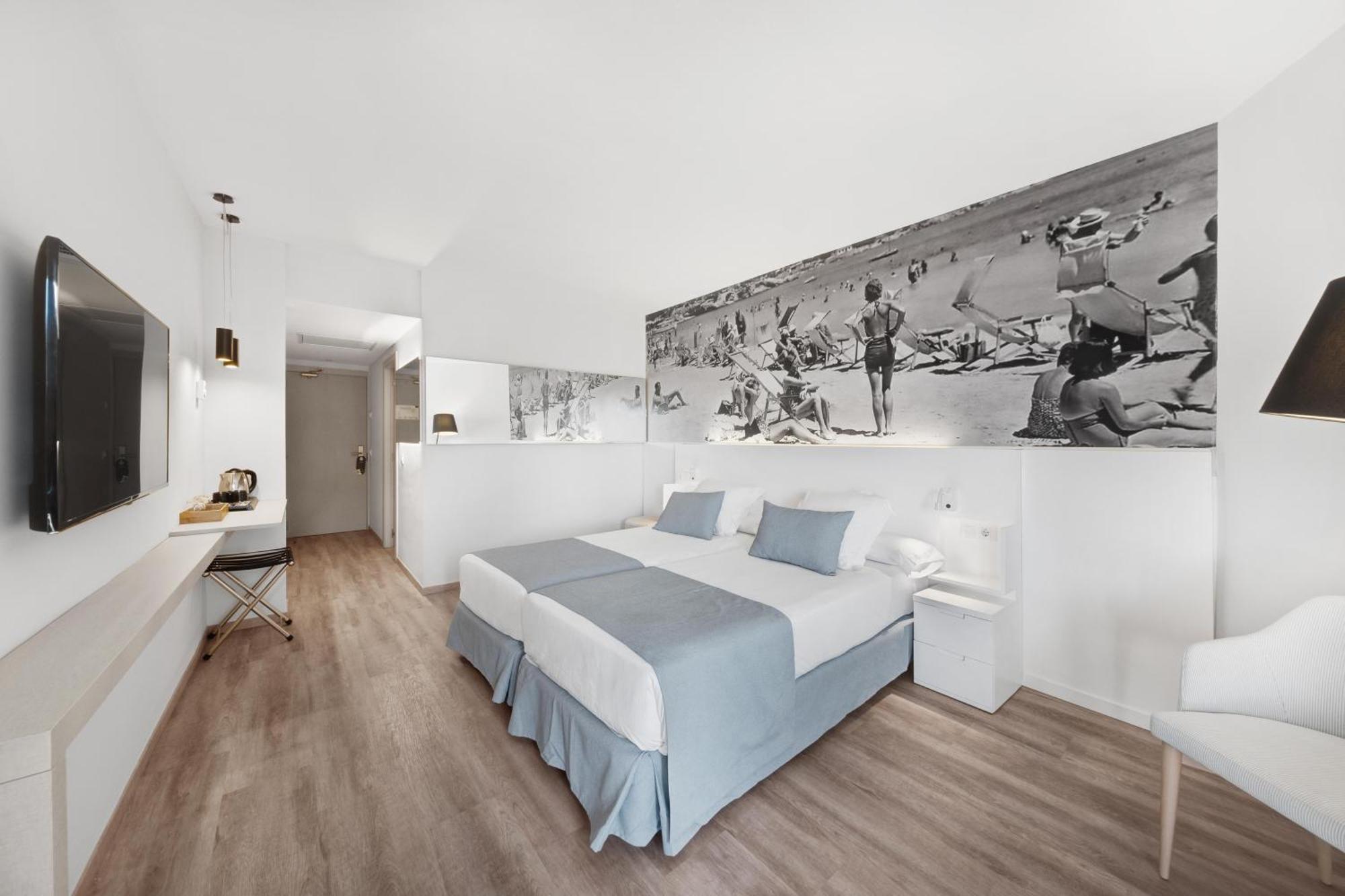 Deluxe Room,1742612383:JPEG
