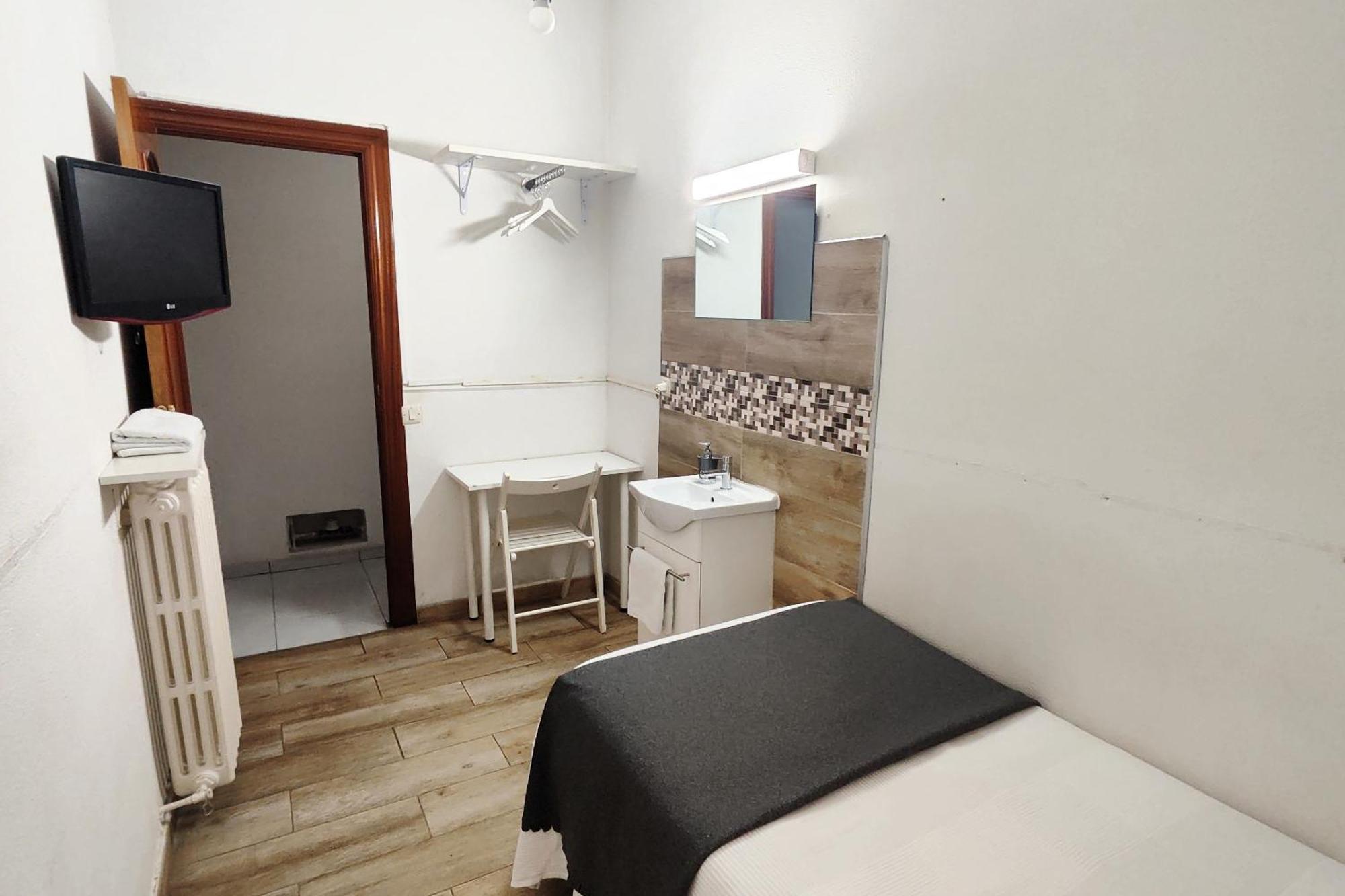 Eenpersoonskamer met Gedeelde Badkamer
