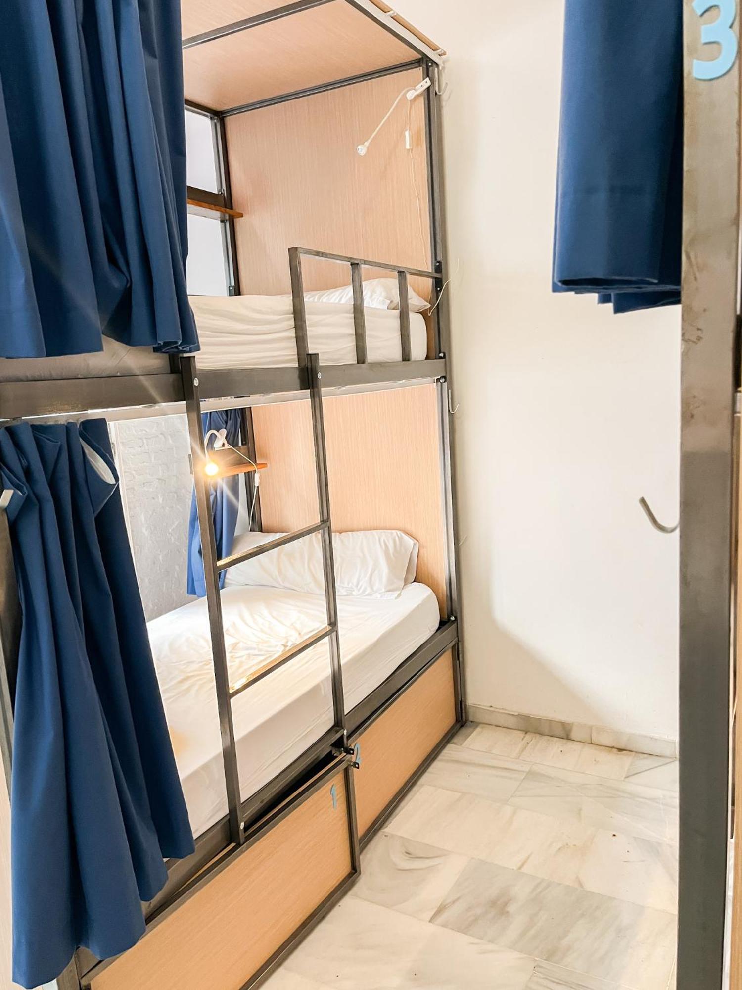 Bed in een Vrouwenslaapzaal met 4 Bedden