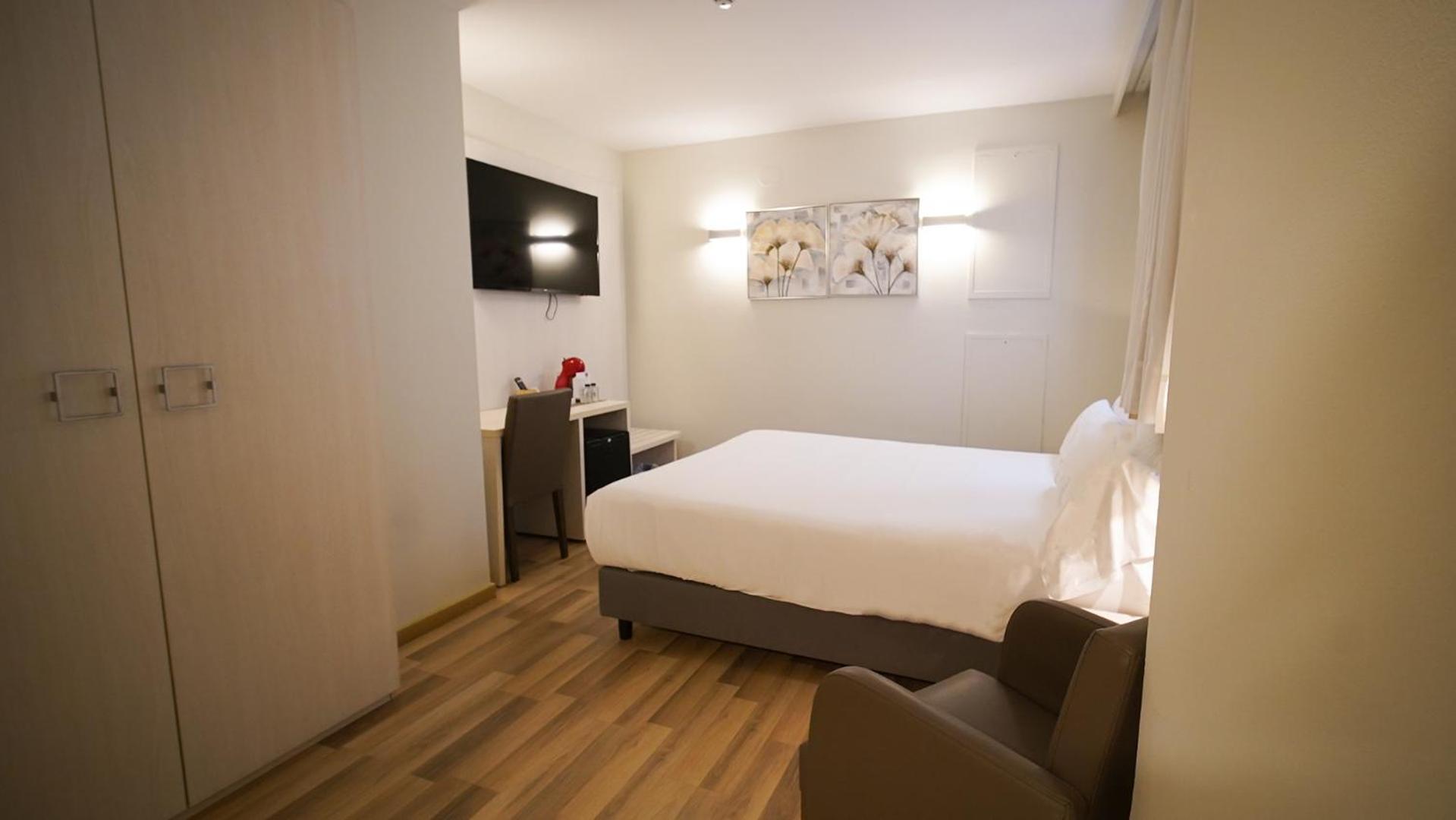 Small Double Room