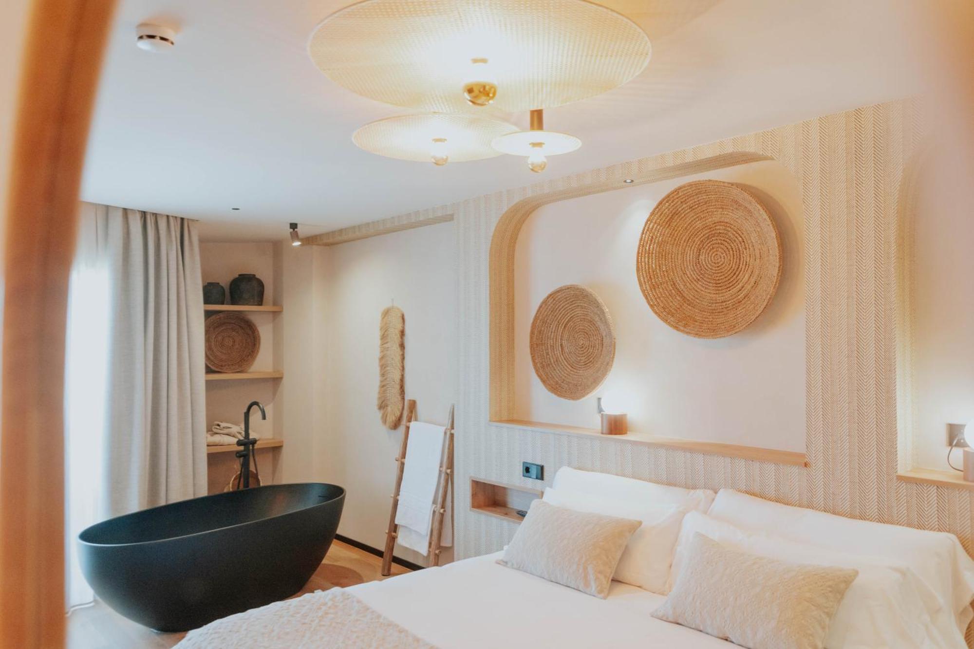 Superior Double Room with Bath