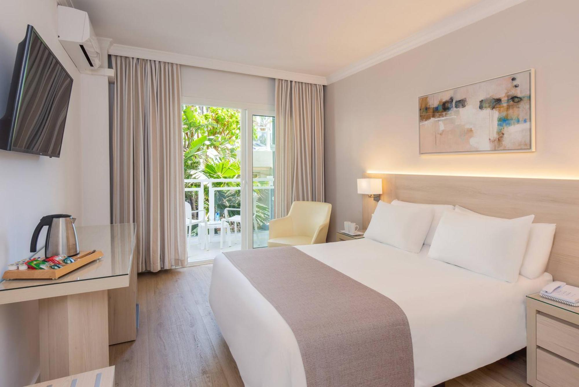 Standard Room,1765837639:JPEG