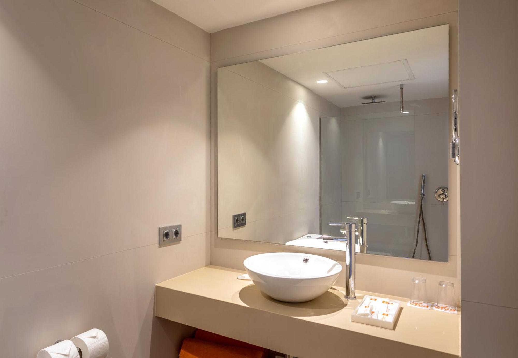 Doppelzimmer mit Poolblick