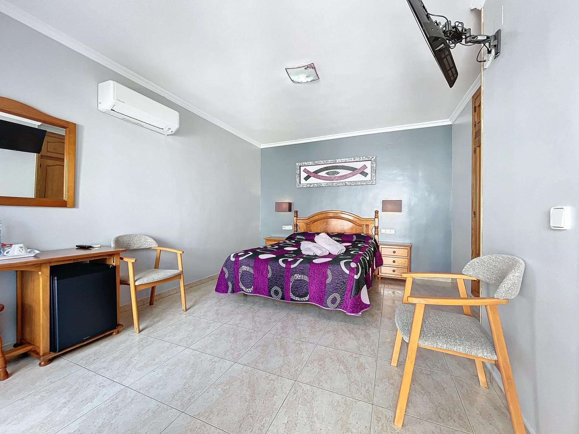 Double or Twin Room with Patio View