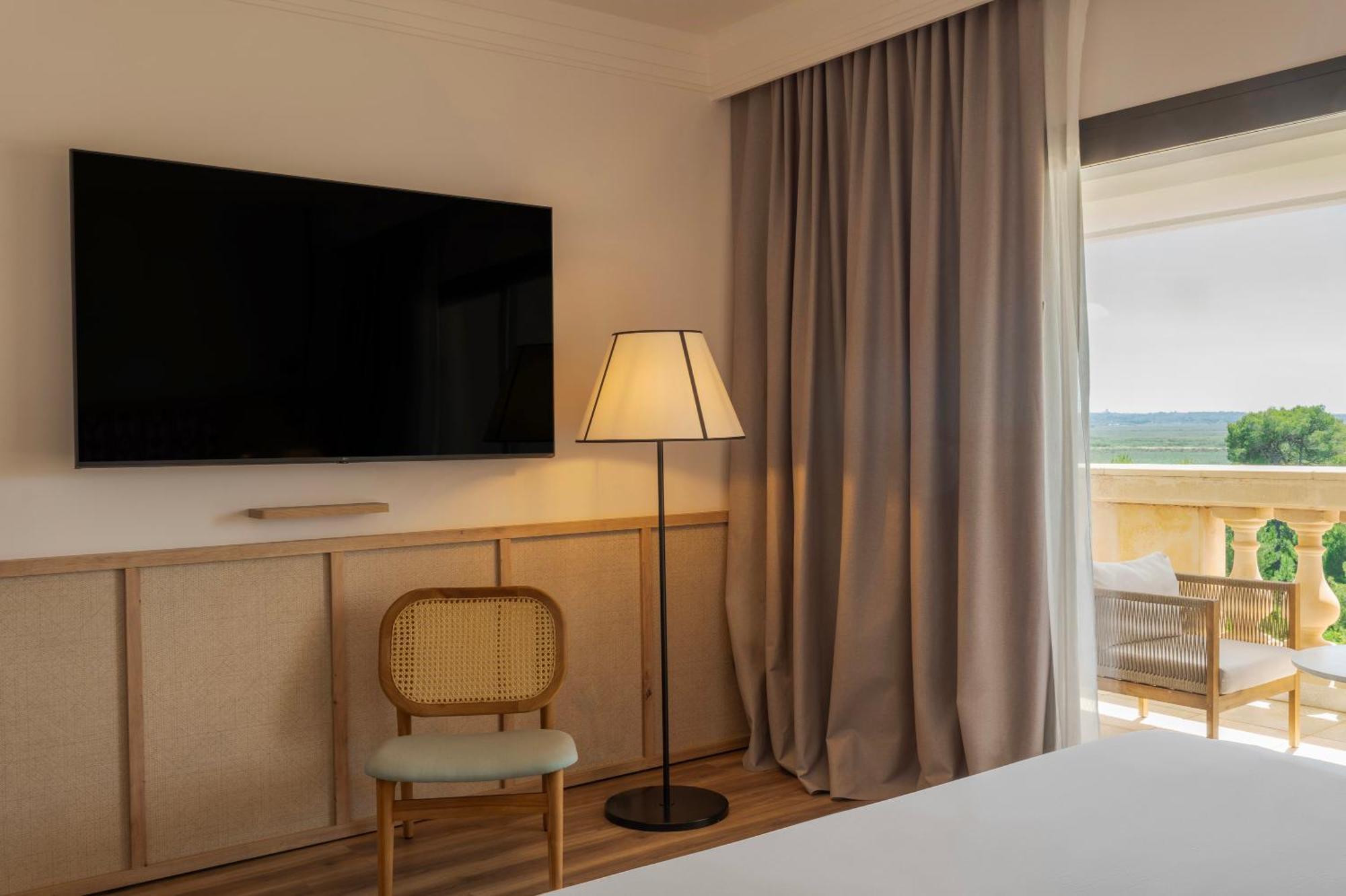 1 Bedroom Suite,1771705333:JPEG