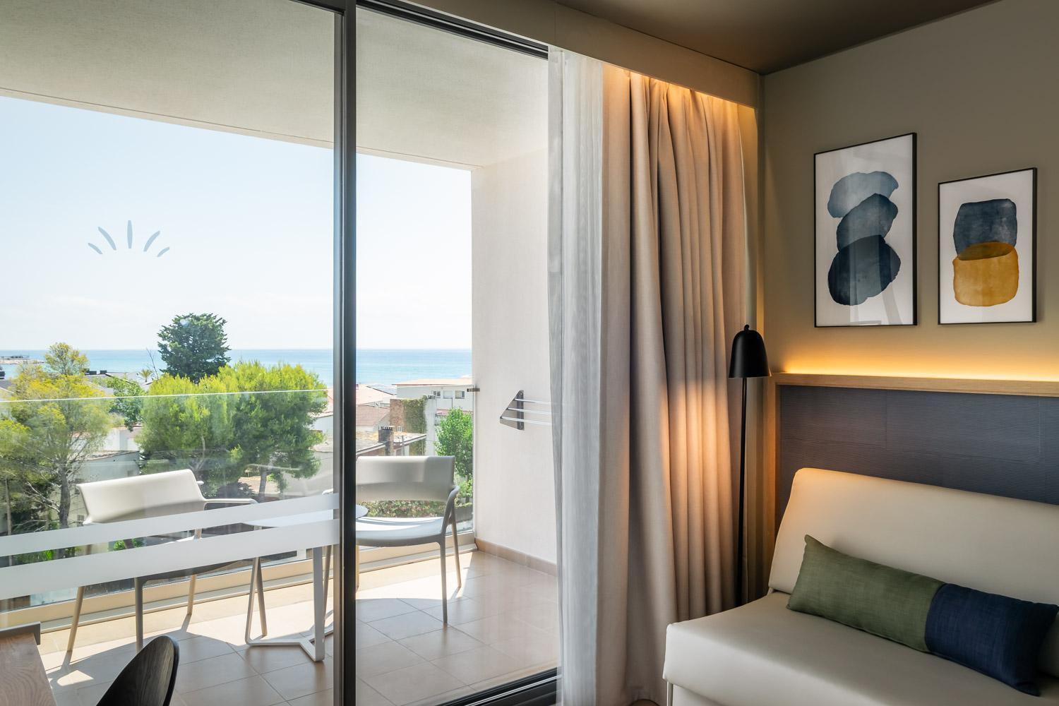 Double or Twin Room Sea View
