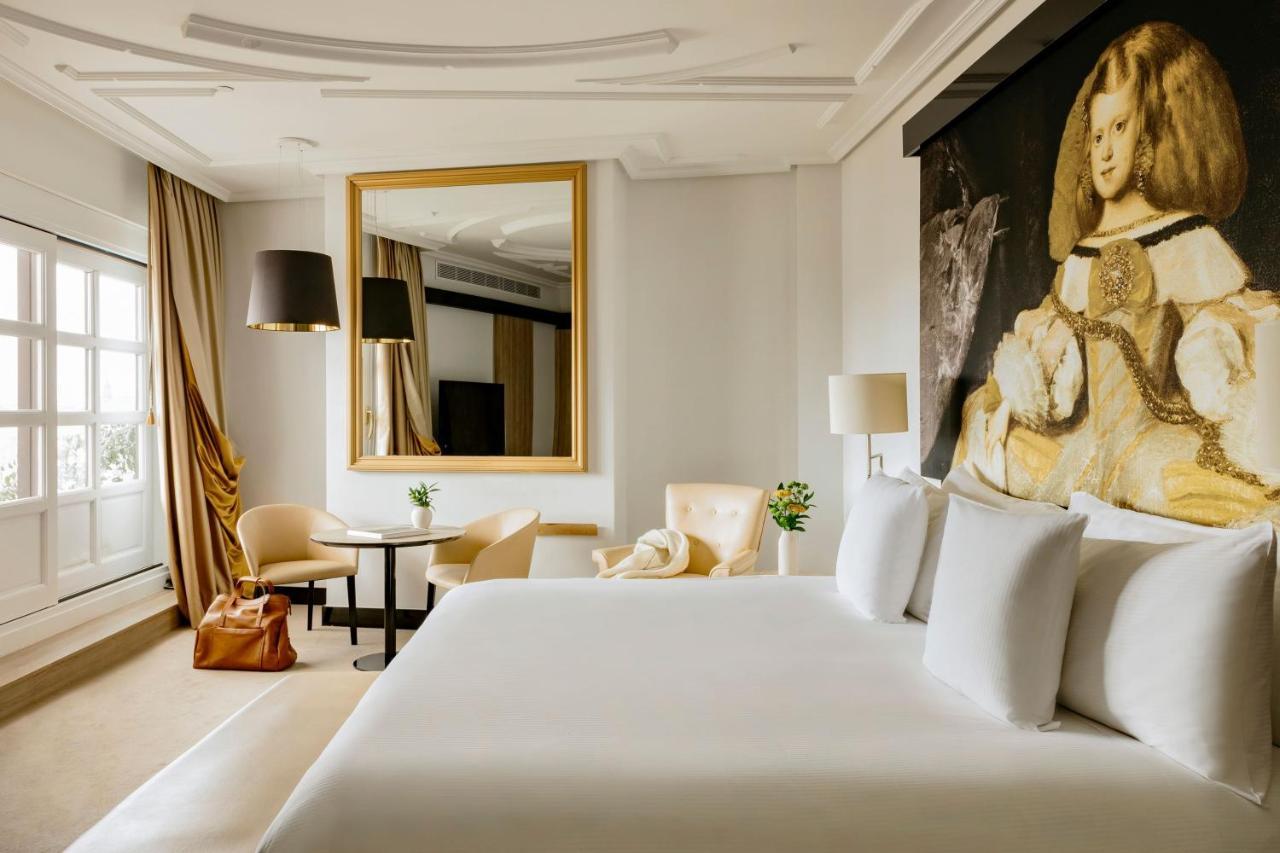 Royal Suite Red Level