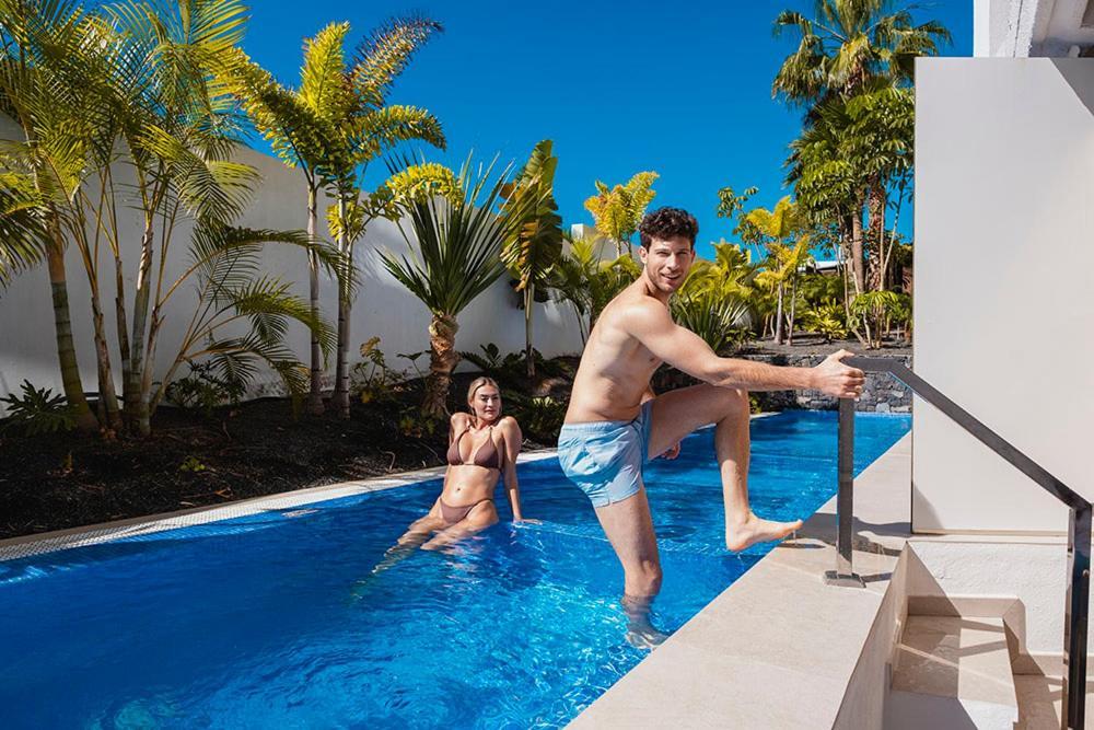 Camera Matrimoniale Swim-Up