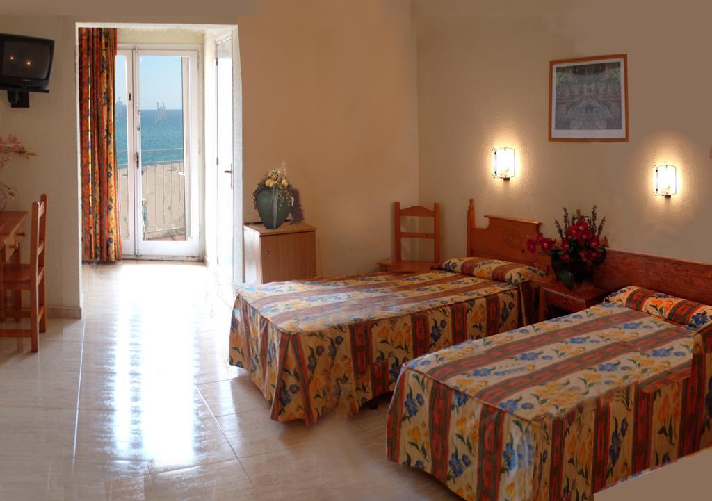 Camera Familiare con Vista Mare (4 Adulti)