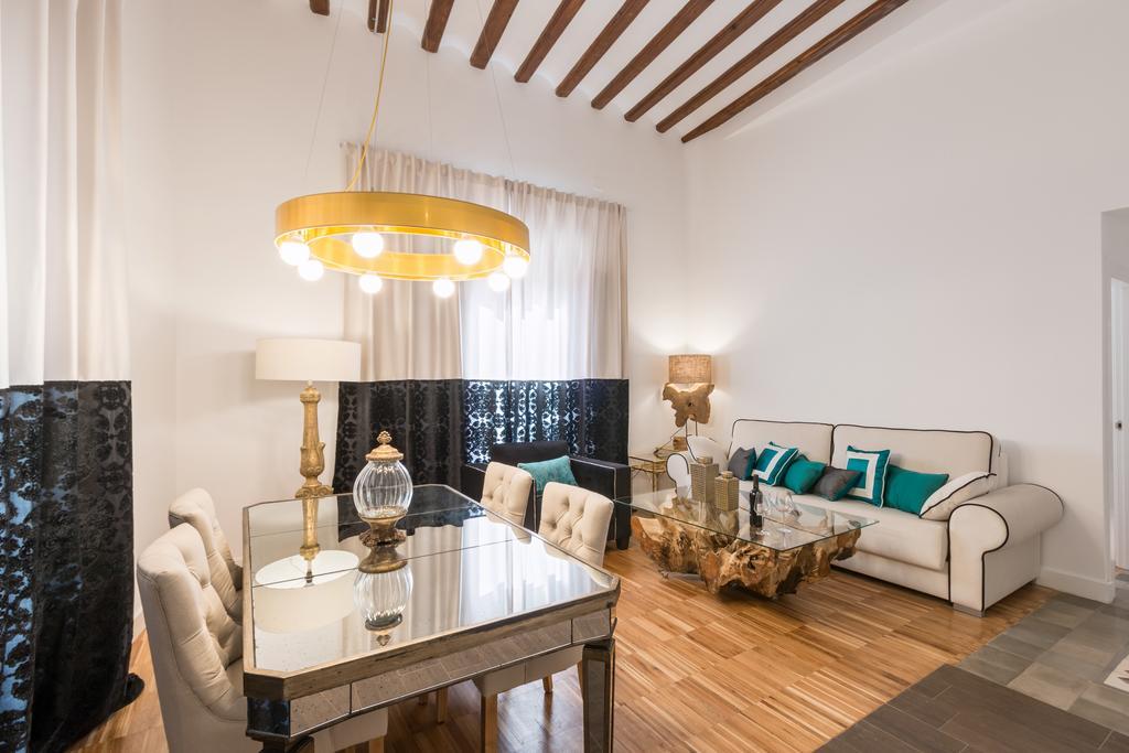 Superior Two-Bedroom Apartment with Alhambra view