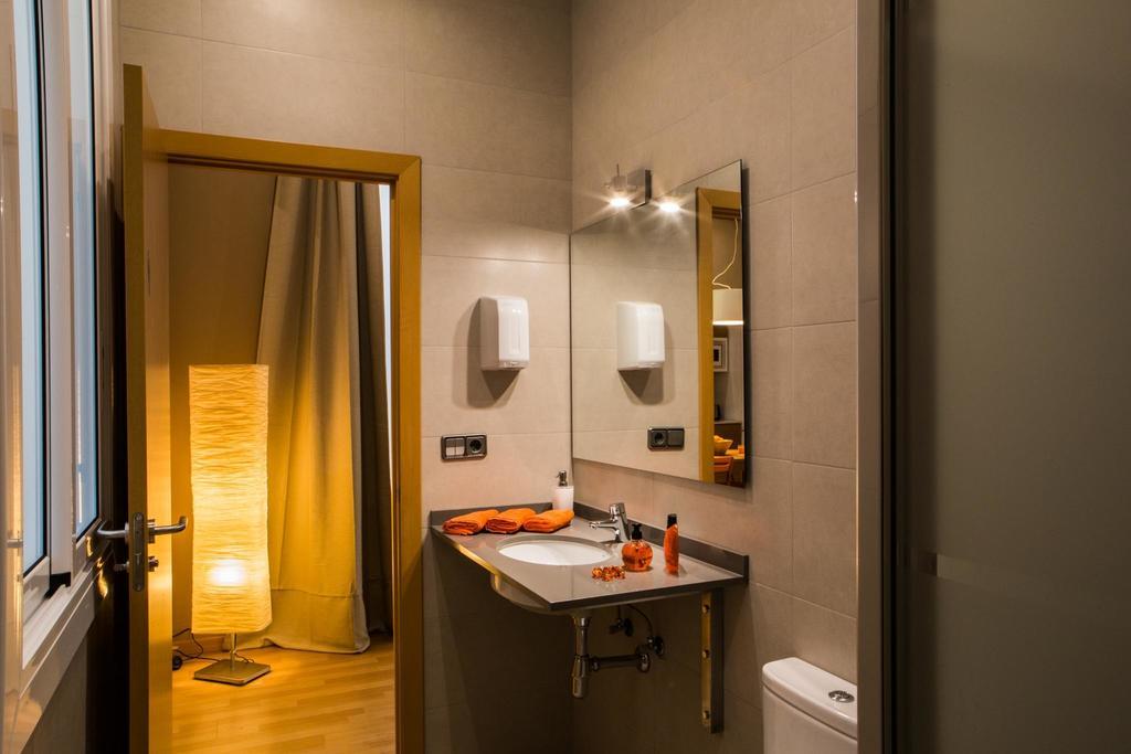 Bed in een Gemengde Slaapzaal met 6 Bedden