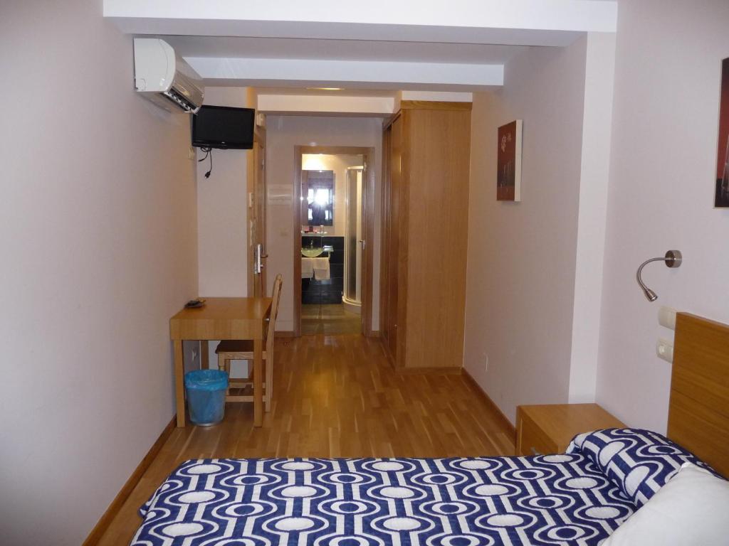Single Room,1580474619:JPEG