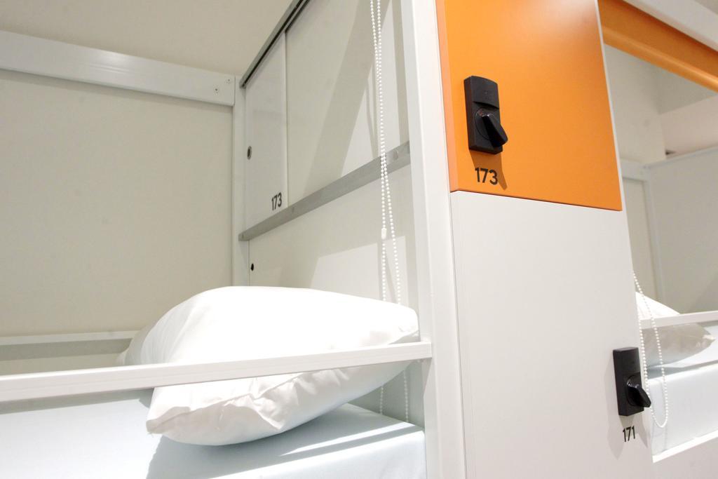 Bed in een Gemengde Slaapzaal met 10 Bedden