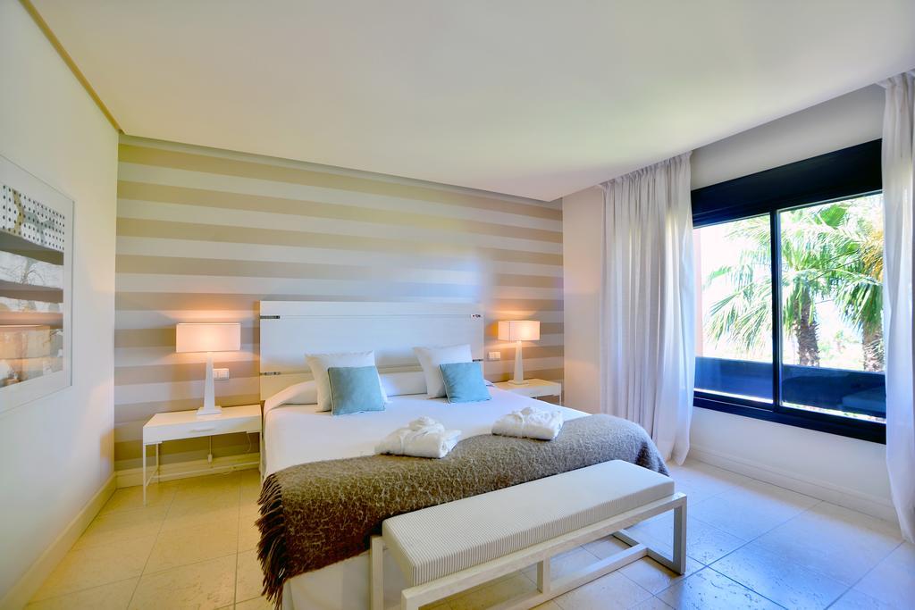 Apartment mit 3 Schlafzimmern und privatem Pool