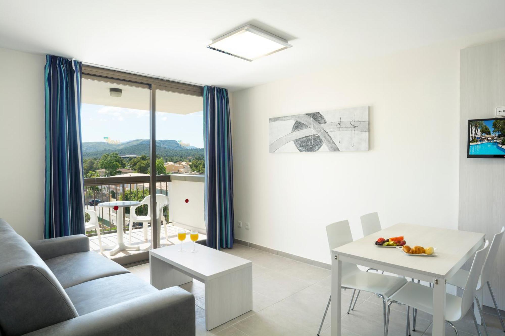 Premium Apartment - Cycling Package