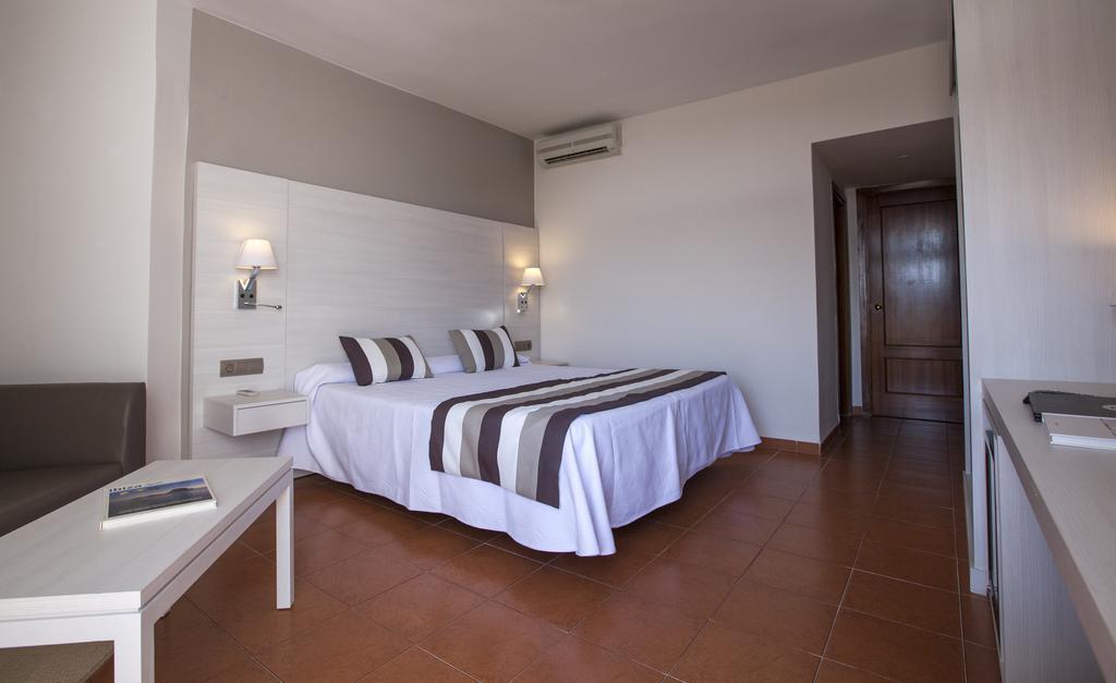 Chambre Double Supérieure avec Terrasse - Vue sur Mer