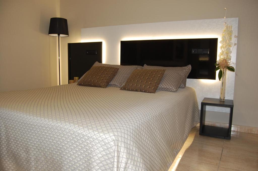 Standard Double or Twin Room,130185767:JPEG